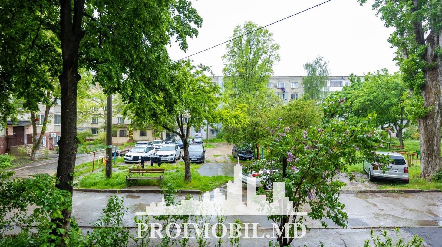 https://images.proimobil.md/FllOirrw6YGFyOuMqXTcPForGSK6qlTxSaVtr27-P7Y/watermark:0.75:so:0:30:0.39/resize:fill:1460:816:1/gravity:ce/bG9jYWw6Ly8vZXN0YXRlL2xyL2E2ZDBiODg1LTNiYjktNGI1ZC1iMGQzLTliOTZmZWQwOWE3MC5qcGVn