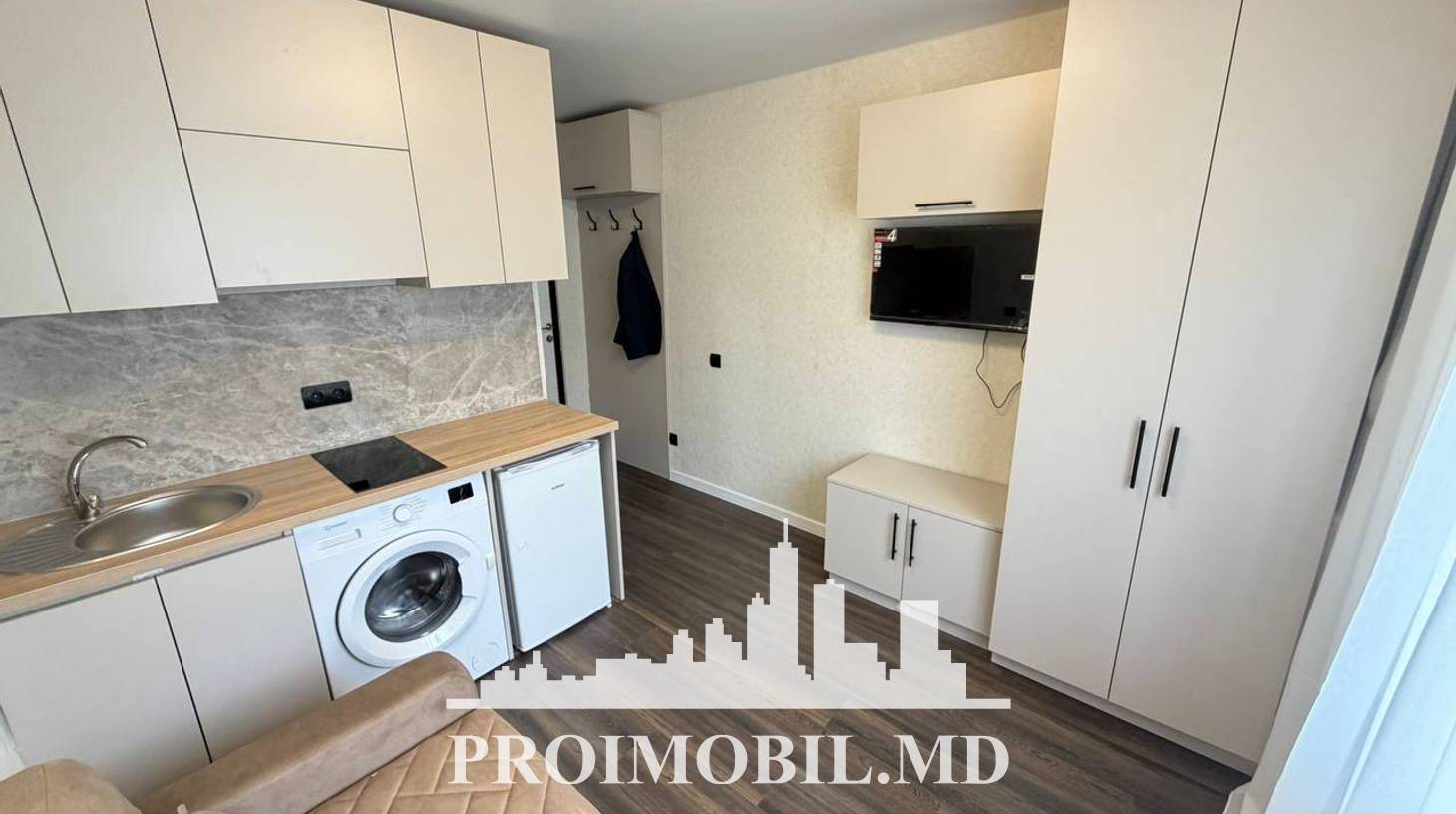 https://images.proimobil.md/FopR1S4k3i2RUmkokj00u9Z3GGioZdzRNy6CgwMzExQ/watermark:0.75:so:0:30:0.39/resize:fill:1460:816:1/gravity:ce/bG9jYWw6Ly8vZXN0YXRlL2xyLzU4ZDlhNDEzLTYzNzQtNGE5YS04Yjg0LWE1YzQwMzlkYWZkNy5qcGVn