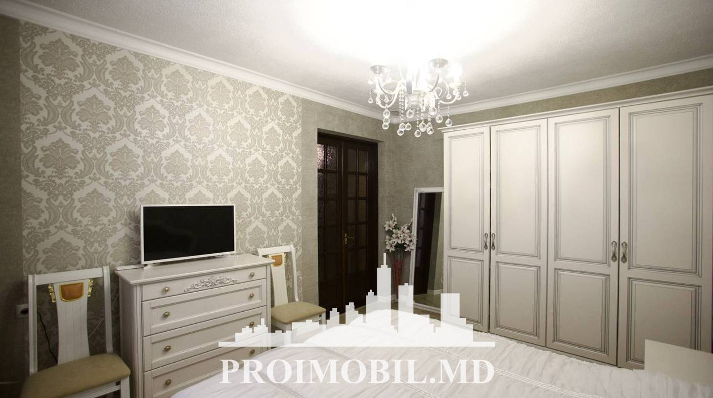 https://images.proimobil.md/FpGPnRQjphIu1u-W9ouQvf_C_TFTOYT4uWQlOk-WX28/watermark:0.75:so:0:30:0.39/resize:fill:1460:816:1/gravity:ce/bG9jYWw6Ly8vZXN0YXRlL2xyLzhkMTY1ZWZkLTJkODktNDZjZS1iMDBkLTRkMjMyNjhiMzE5Zi5qcGVn