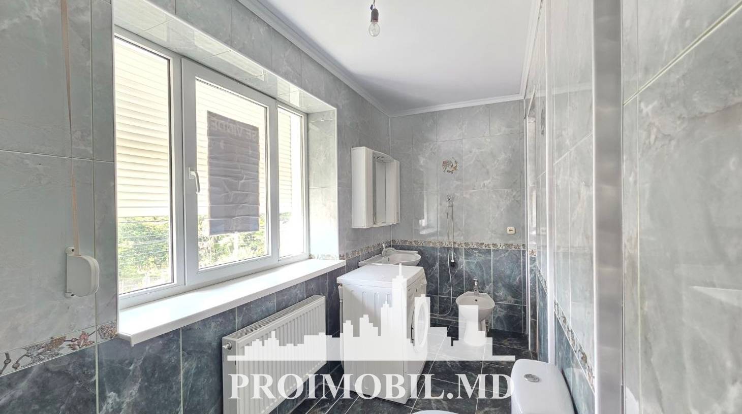 https://images.proimobil.md/FrKKVBAi3kQ356TYaX6NgF203ndpE3SX8BZprDvkHco/watermark:0.75:so:0:30:0.39/resize:fill:1460:816:1/gravity:ce/bG9jYWw6Ly8vZXN0YXRlL2xyLzE0NzhjMmRlLTRiMTAtNGU3OS05ZGM1LTNlYzY5YzgwMTRlMi5qcGVn