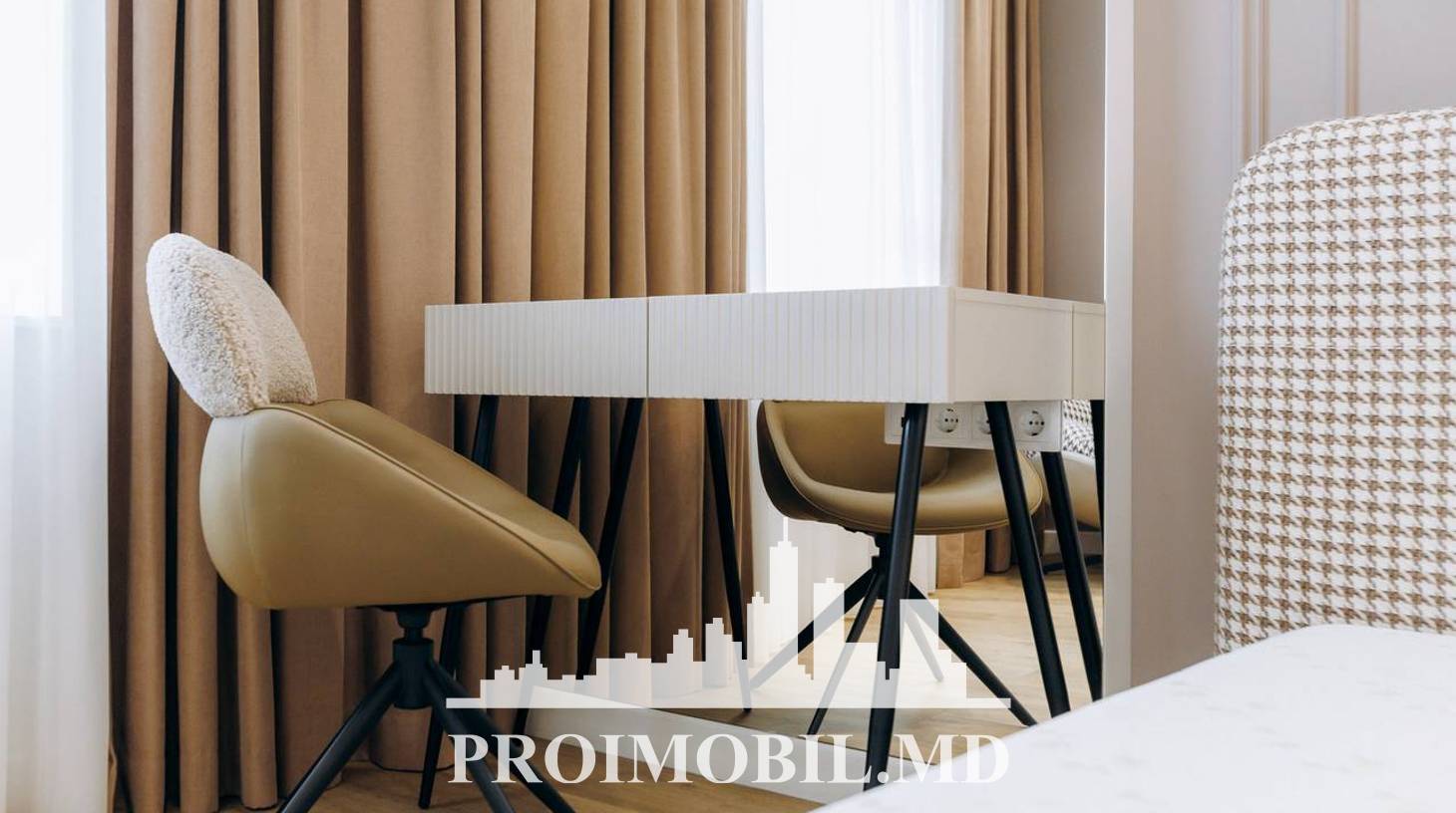 https://images.proimobil.md/Fu8UVx8rbirXx5BKZcMIDfi8Z5jg2cYVWe3zT8kwv18/watermark:0.75:so:0:30:0.39/resize:fill:1460:816:1/gravity:ce/bG9jYWw6Ly8vZXN0YXRlL2xyL2JkZGM2Mjg0LTFkZWItNDliOC05Y2RjLTNiZWUxN2NhMzI3Yy5qcGVn