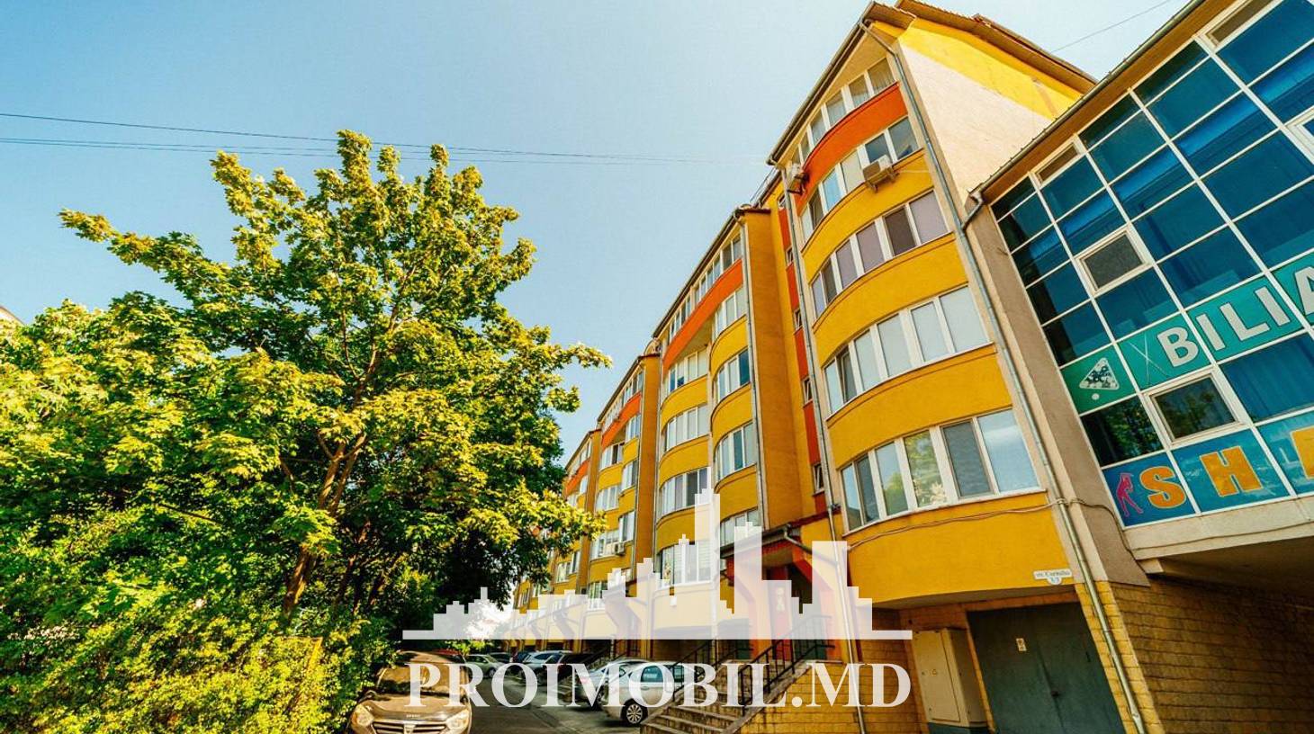 https://images.proimobil.md/FuSi4z-Juh9yMPlIYDdphgtzXdpuM1owXgLqg6h3meQ/watermark:0.75:so:0:30:0.39/resize:fill:1460:816:1/gravity:ce/bG9jYWw6Ly8vZXN0YXRlL2xyL2VkNTk2MGM1LWI3ZGUtNDQ5ZS1iYjA4LWE4YjM5YjdiYTRiNS5qcGVn