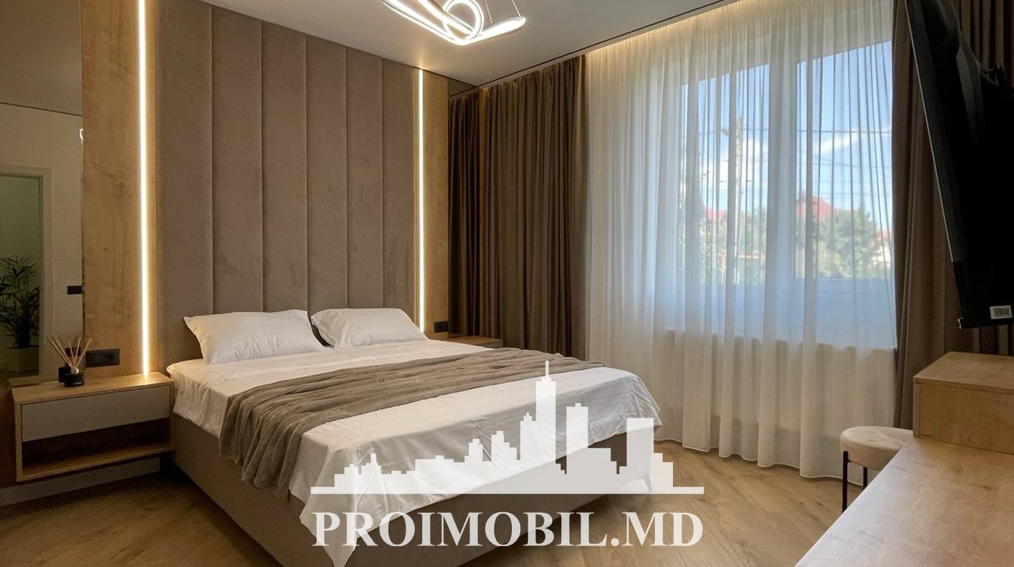 https://images.proimobil.md/Fugptui3seVwCSWN806eqS-MTE1BpMcMjLGNGg07VsM/watermark:0.75:so:0:30:0.39/resize:fill:1460:816:1/gravity:ce/bG9jYWw6Ly8vZXN0YXRlL2xyLzEzNGJiZTQxLTU4NGUtNDlkMy05MmQyLTE4ZmUzNTUxNjdjNy5qcGVn