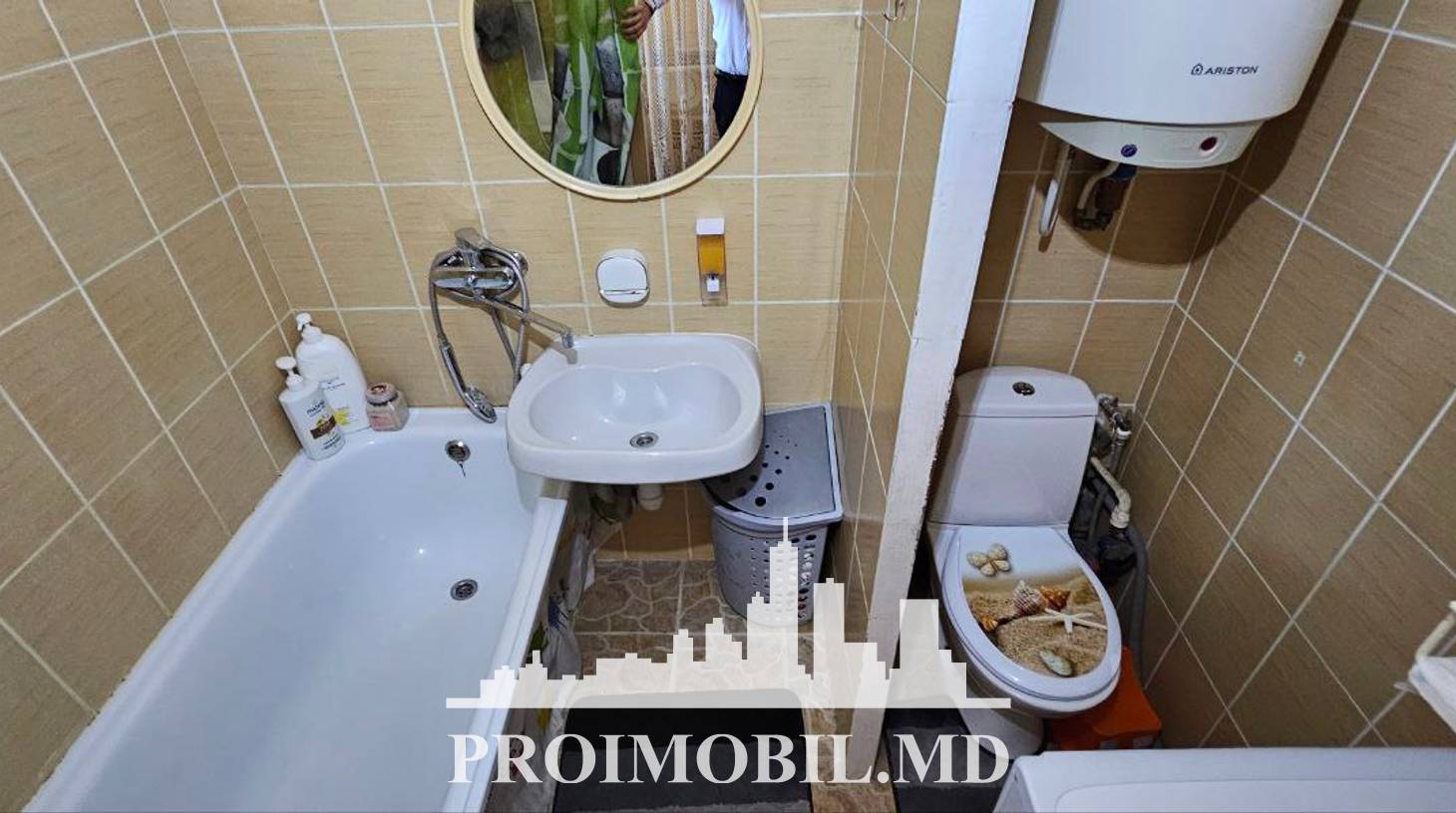 https://images.proimobil.md/G0yn8_0zVA9fh-dNPe17A4KS-qmBemPMOv18grRU0qw/watermark:0.75:so:0:30:0.39/resize:fill:1460:816:1/gravity:ce/bG9jYWw6Ly8vZXN0YXRlL2xyL2E3YzkxNmRiLTcxZmQtNDljZC1hYjgyLTc2NDFhNTRjNDFkYi5qcGVn