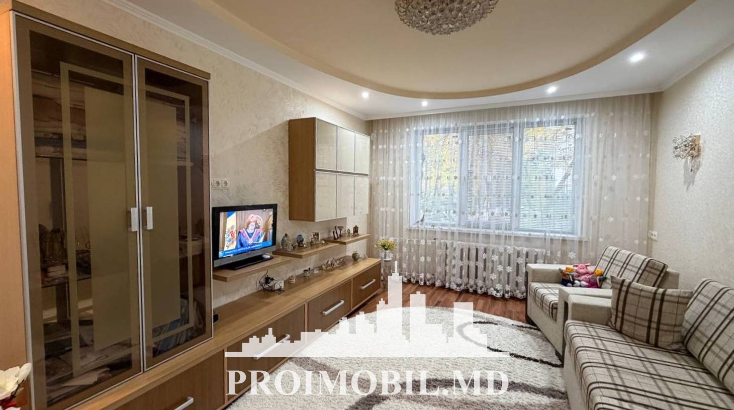 https://images.proimobil.md/G1on954ad18XIcBrCHx6O7sV0LSoVqm7yXh7lyVhf4A/watermark:0.75:so:0:30:0.39/resize:fill:1460:816:1/gravity:ce/bG9jYWw6Ly8vZXN0YXRlL2xyLzE5MmMyMTE4LTI4ZmMtNGNhMS05YWQ1LTMyZjRjOWJhYzhhNi5qcGVn