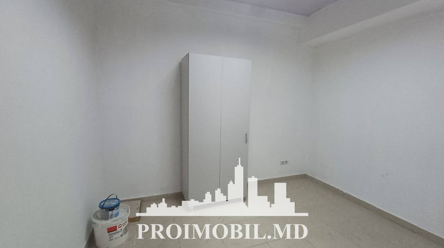 https://images.proimobil.md/G37KSAwpwoh5VDBdTsnoC3NukRvZ_EXI2EVJsB3-LpE/watermark:0.75:so:0:30:0.39/resize:fill:1460:816:1/gravity:ce/bG9jYWw6Ly8vZXN0YXRlL2xyL2E5Mjc4ZWMyLWE2ZTUtNGVlNy1hODY4LWU5MGYwM2EwNzVmMy5qcGVn