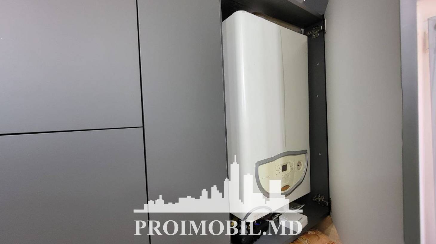 https://images.proimobil.md/G3Q2OYRAAcdtWQAJIa2DR-KZVQN5bDBkaWBKNjFQkTs/watermark:0.75:so:0:30:0.39/resize:fill:1460:816:1/gravity:ce/bG9jYWw6Ly8vZXN0YXRlL2xyLzJkMzZjZjY1LTNiNTAtNDJjMy1iMTNhLTlmZDczMWZlYjYzMS5qcGVn