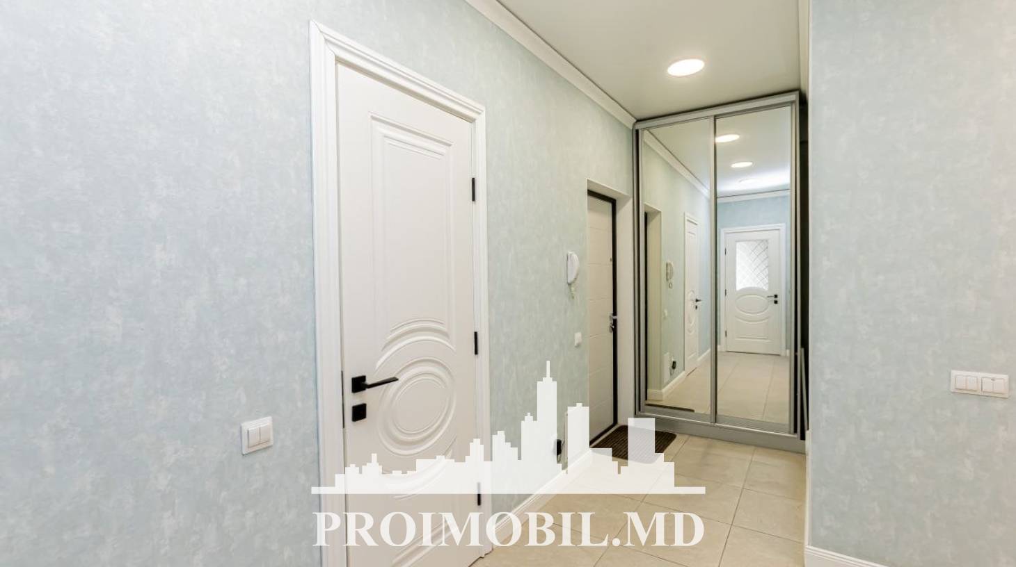 https://images.proimobil.md/G5pjL4h7GvOcb0pRtL_r-POKM0kVbuVZ96Lp5jravsk/watermark:0.75:so:0:30:0.39/resize:fill:1460:816:1/gravity:ce/bG9jYWw6Ly8vZXN0YXRlL2xyLzZkZWU4MTFkLWViMDctNDlkZi04MTc0LTc2ZjJkYWRkYTQ5Ni5qcGVn