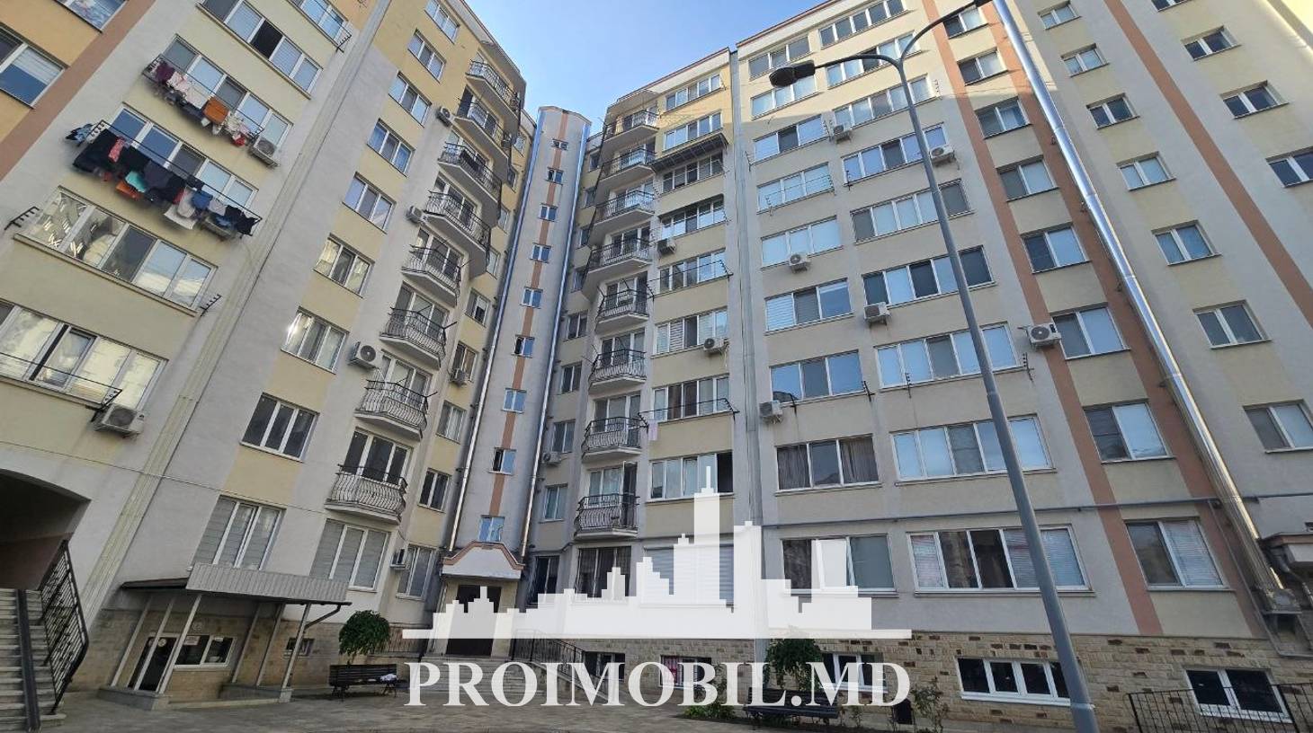 https://images.proimobil.md/GAZBatICa0lCSLdWbcpkcoQDSI9ONWwilMeTBzL9-Fo/watermark:0.75:so:0:30:0.39/resize:fill:1460:816:1/gravity:ce/bG9jYWw6Ly8vZXN0YXRlL2xyLzFmZmU1YTZlLTQ3NjUtNDJhMS05ZWE5LTNhMjZkZDI2MGJlZi5qcGVn