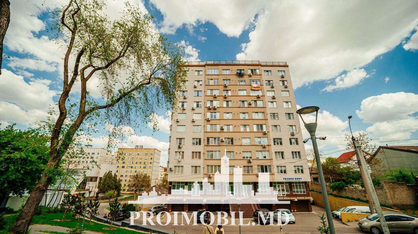 https://images.proimobil.md/GLA7jyaFCY6KSwu0O_6waM_hZzg5dHsAsv_iMloa5fk/watermark:0.75:so:0:30:0.39/resize:fill:1460:816:1/gravity:ce/bG9jYWw6Ly8vZXN0YXRlL2xyL2U5MzZiNTJmLWIzNmItNDYxMC04YTc1LThiMWNjMGEzYTk4OS5qcGVn