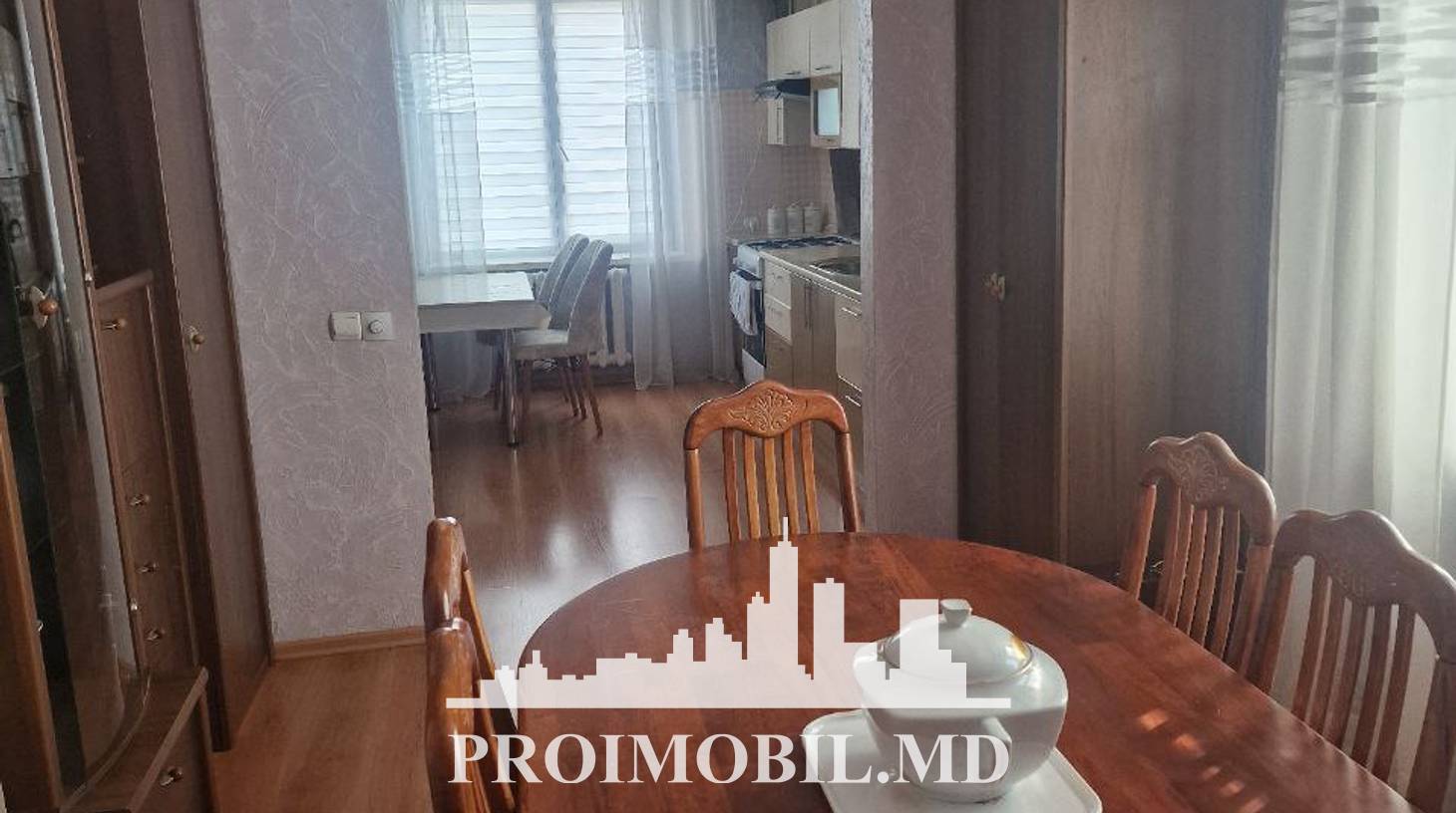 https://images.proimobil.md/GOSxnWf2jQ9VcHDGZ1B79SBBMdeNtJ1N9B5pB7YUWY0/watermark:0.75:so:0:30:0.39/resize:fill:1460:816:1/gravity:ce/bG9jYWw6Ly8vZXN0YXRlL2xyLzcyZjg0MWJjLTA4ZDEtNDZjNi1iMjc1LTdlMjBlN2M1NTA4YS5qcGVn