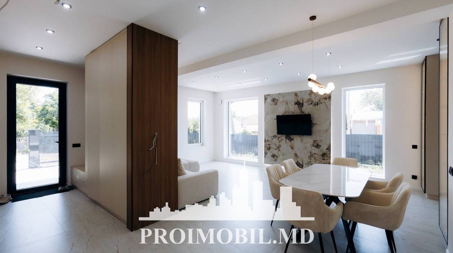 https://images.proimobil.md/GOkPegsvxrREkFJCtTnsx65lz0Tl-KIS19DgQk0s8mQ/watermark:0.75:so:0:30:0.39/resize:fill:1460:816:1/gravity:ce/bG9jYWw6Ly8vZXN0YXRlL2xyL2NmNDg0MGU0LTkyZGQtNDM1NS1hYmExLWJiNzc0NGNkOTdlYi5qcGVn