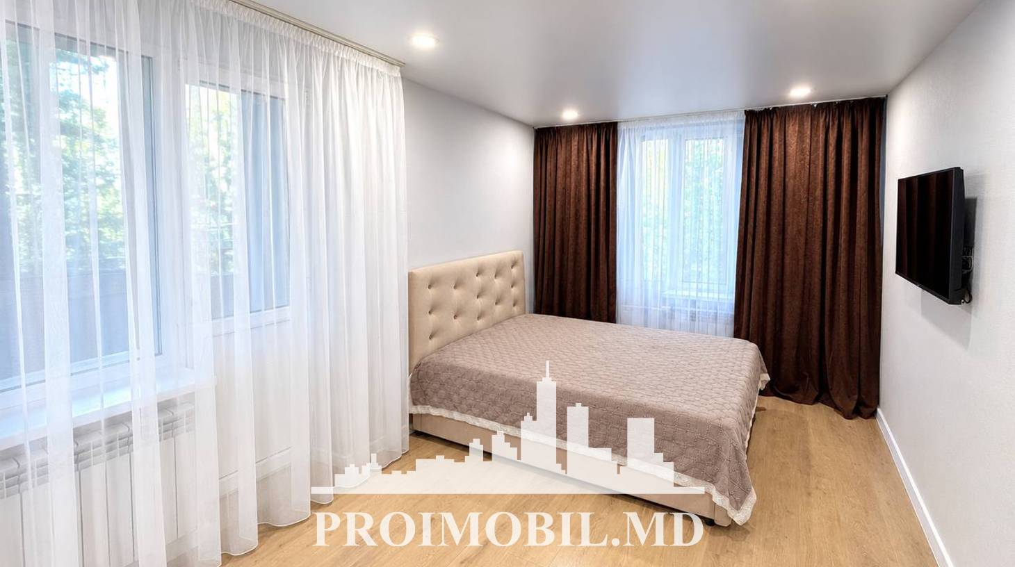https://images.proimobil.md/GTpZ88_TRmVLvAHbeHYUHrqvUjTHQCzZ_wB1bs7Dg1U/watermark:0.75:so:0:30:0.39/resize:fill:1460:816:1/gravity:ce/bG9jYWw6Ly8vZXN0YXRlL2xyL2M1M2EwZmU3LWIyMWItNDNmOC05ZmI2LTZkNTkyMzBhZGE2Yi5qcGVn