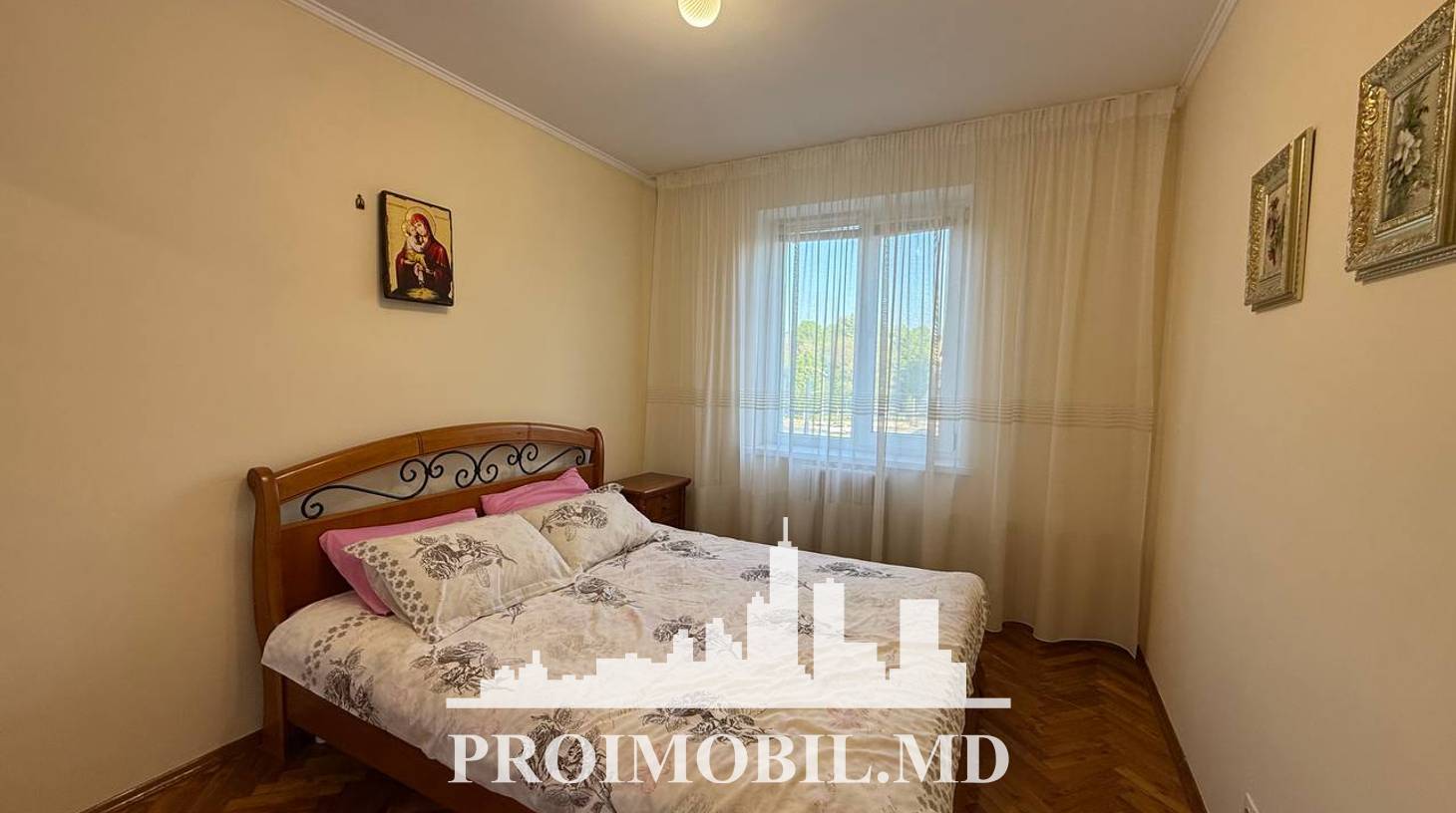 https://images.proimobil.md/GXuvw8BN1Efqge8Bf7y5rSTiim55fzg9Gd8fAQjf80o/watermark:0.75:so:0:30:0.39/resize:fill:1460:816:1/gravity:ce/bG9jYWw6Ly8vZXN0YXRlL2xyL2I1NDM4ODcwLTE2M2UtNGNjYi05Y2Y4LTE4ZjYyMzI5MjdkZC5qcGVn