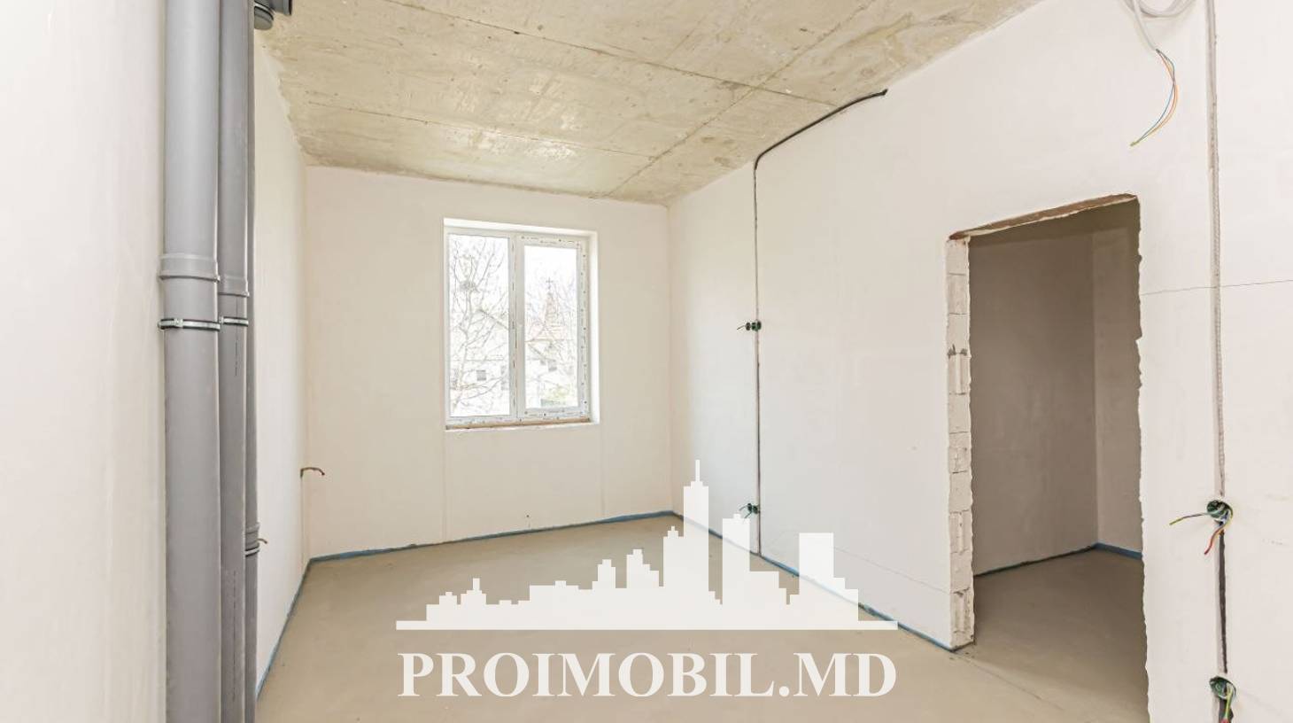 https://images.proimobil.md/GZ74_oTWa60wr6OGWyGU2s2R81ym5qsAHRNkAYnVf58/watermark:0.75:so:0:30:0.39/resize:fill:1460:816:1/gravity:ce/bG9jYWw6Ly8vZXN0YXRlL2xyL2EyY2FmNTdkLWFkODMtNDM0NS1iZjI5LWNjODI3ZjEyYTFkZi5qcGVn