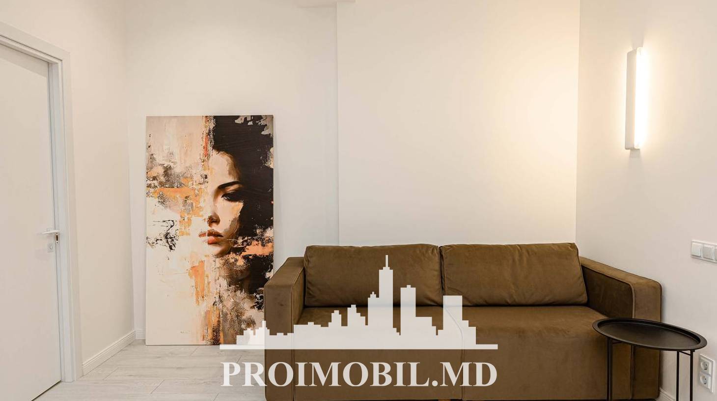 https://images.proimobil.md/G_yhCM3SV9KfbXDbecqARjyxSQNNb-AlhCipGE3_8SU/watermark:0.75:so:0:30:0.39/resize:fill:1460:816:1/gravity:ce/bG9jYWw6Ly8vZXN0YXRlL2xyL2I4MjJkNTkyLTEyODYtNDBkZC1iMTAyLTZlNTI5MTY2ZDU4YS5qcGVn