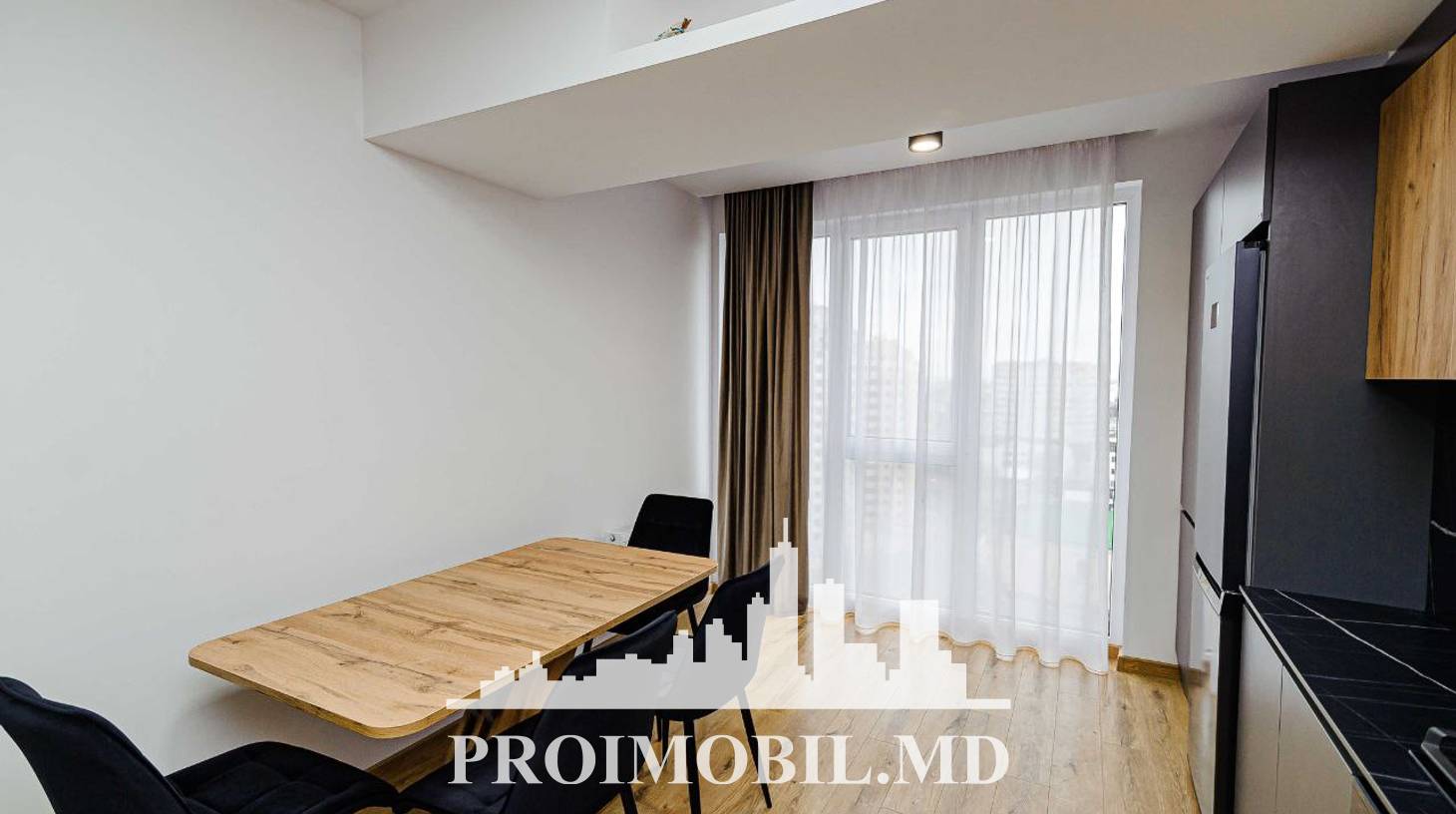 https://images.proimobil.md/GdbS-MMuRMD12khSVk1OmRdCJ6lz7XlmM3Z9nlH-xEk/watermark:0.75:so:0:30:0.39/resize:fill:1460:816:1/gravity:ce/bG9jYWw6Ly8vZXN0YXRlL2xyL2ZjYjBkZWRlLWQ0ODctNDc4Ny1iNmU0LTdlM2QwOTAzZWQ2Ny5qcGVn