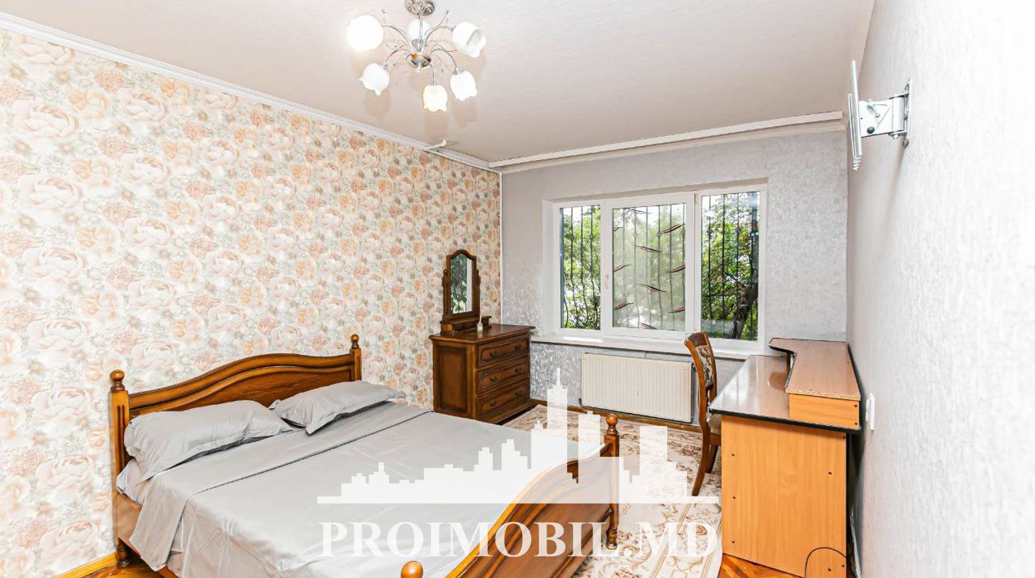https://images.proimobil.md/GeMG-EEzwel0M82CnN2mu2MODAbBUxZHXvBDSEyTBP4/watermark:0.75:so:0:30:0.39/resize:fill:1460:816:1/gravity:ce/bG9jYWw6Ly8vZXN0YXRlL2xyL2Y0NmYzMjk2LWQzNWItNGZiZi04Zjk1LTc3MjIwMDU5OTg4ZC5qcGVn