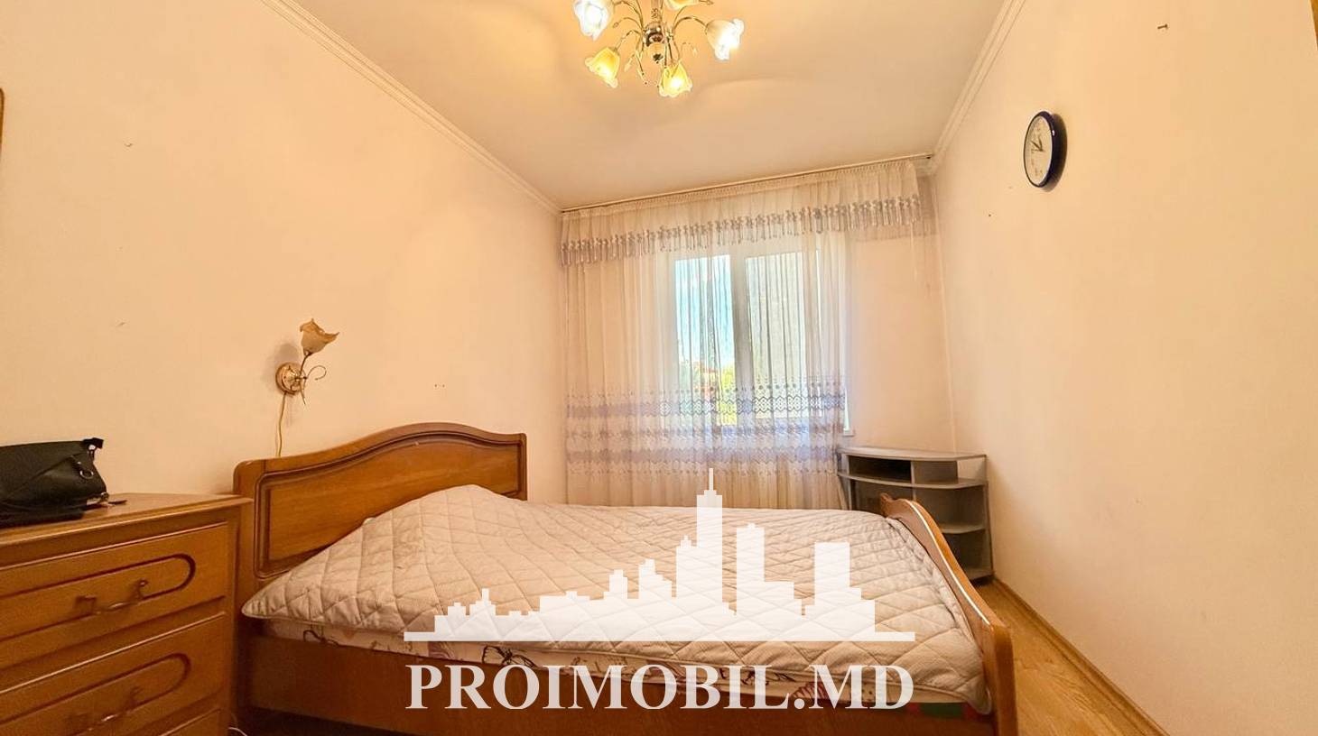 https://images.proimobil.md/GebFf5ApVlJsV7hnkd86rzLn8PImcGxp303G7bsfU7M/watermark:0.75:so:0:30:0.39/resize:fill:1460:816:1/gravity:ce/bG9jYWw6Ly8vZXN0YXRlL2xyLzRmN2Y1YzAxLTNlYjktNDAxMi1hZWJhLTk2ZTRkMmRkMGM0MS5qcGVn