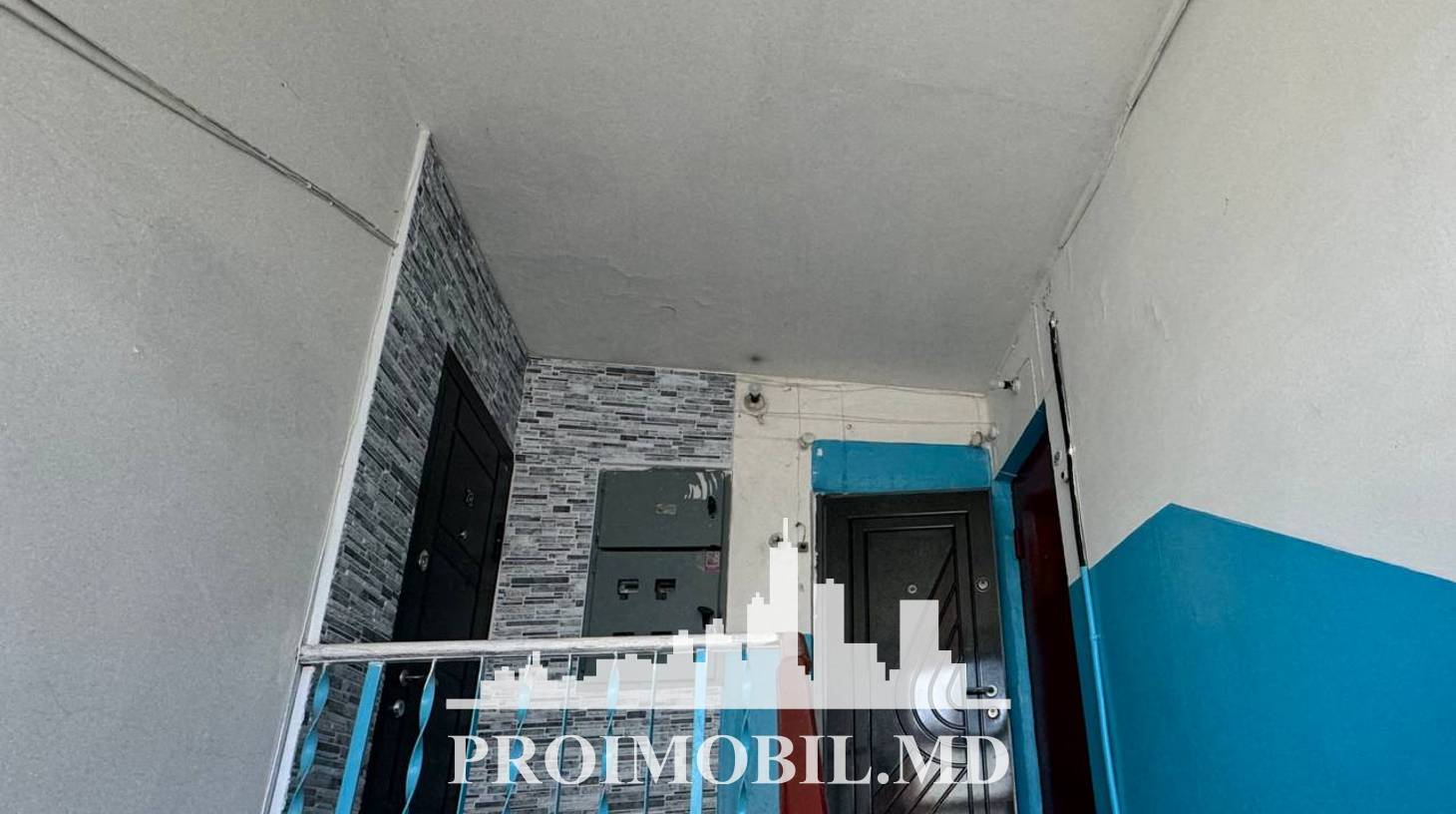 https://images.proimobil.md/GebRZk4MKqKyMvk7IXMyo8WlP4k-48DSFngUKaydNPM/watermark:0.75:so:0:30:0.39/resize:fill:1460:816:1/gravity:ce/bG9jYWw6Ly8vZXN0YXRlL2xyL2RlMDE5MWE1LTk0ZjEtNGJkOC1hZDg4LTcyNjU1ODdiMmFlZi5qcGVn