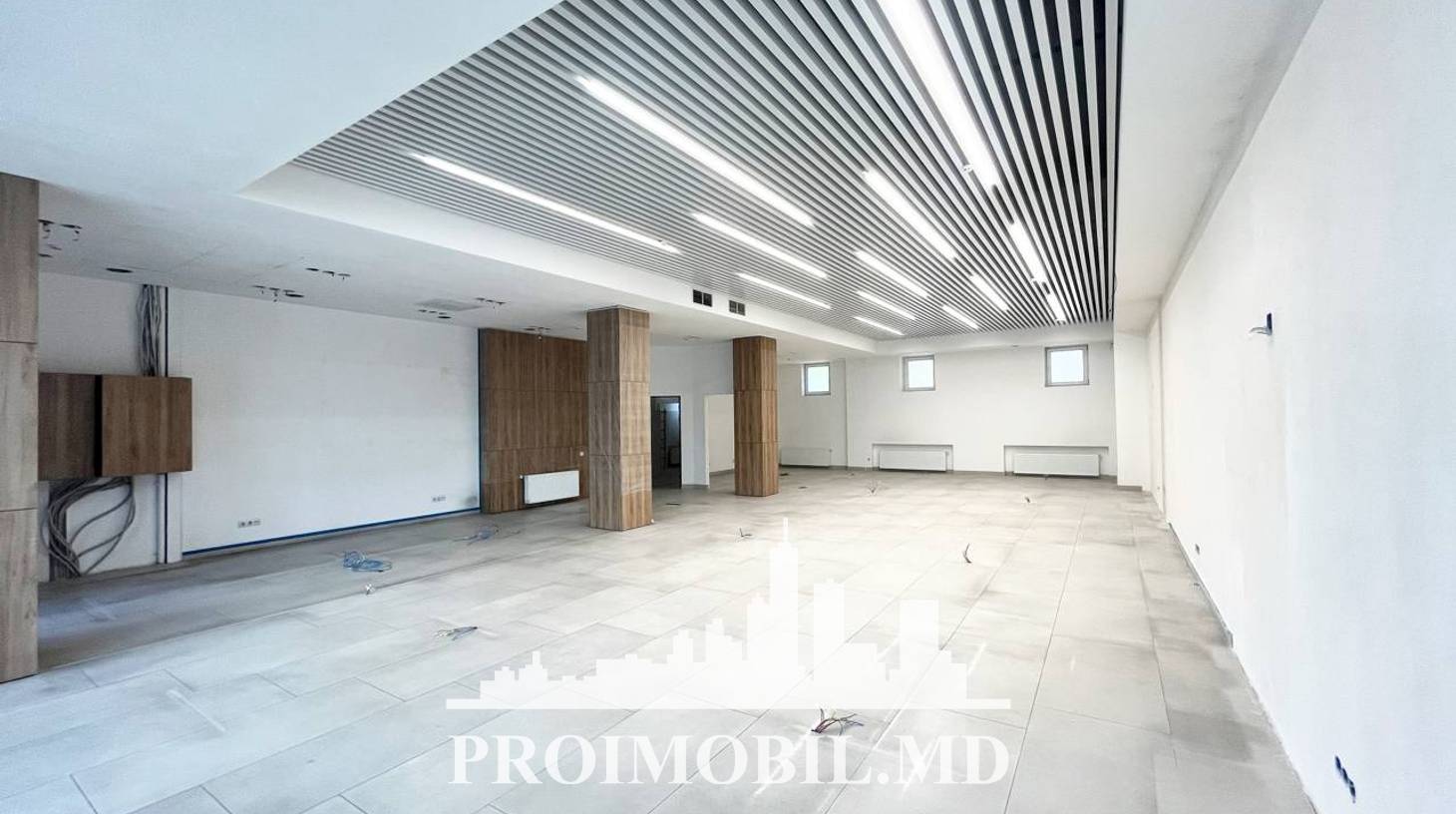 https://images.proimobil.md/Gejw24p3UC-eEn-hdbC4x8gSRgLuy2TPJ7_gN1osFAI/watermark:0.75:so:0:30:0.39/resize:fill:1460:816:1/gravity:ce/bG9jYWw6Ly8vZXN0YXRlL2xyL2ZjZGVlMjI4LWFjZDItNGIyZC1iM2EwLTYwMWFhMjc3YjEwMC5qcGVn