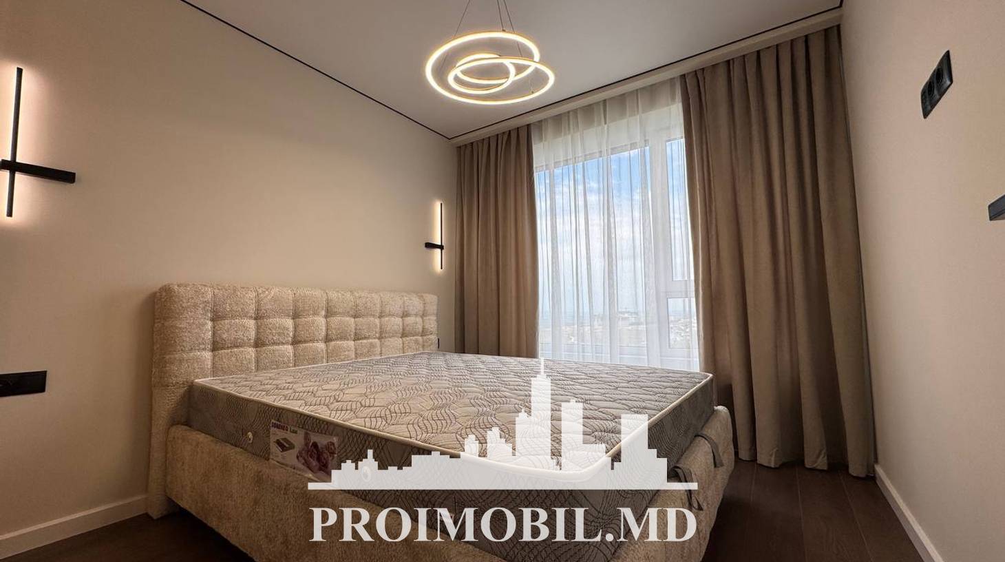 https://images.proimobil.md/Ggec4C9JmqkVggLin455Sm8VUq6fyrH65rZ3yWGYGkw/watermark:0.75:so:0:30:0.39/resize:fill:1460:816:1/gravity:ce/bG9jYWw6Ly8vZXN0YXRlL2xyLzk3NDZhZmYyLTY4YjAtNGI2OS04ZTg2LWU5Njk1NjMwOTg4Yy5qcGVn