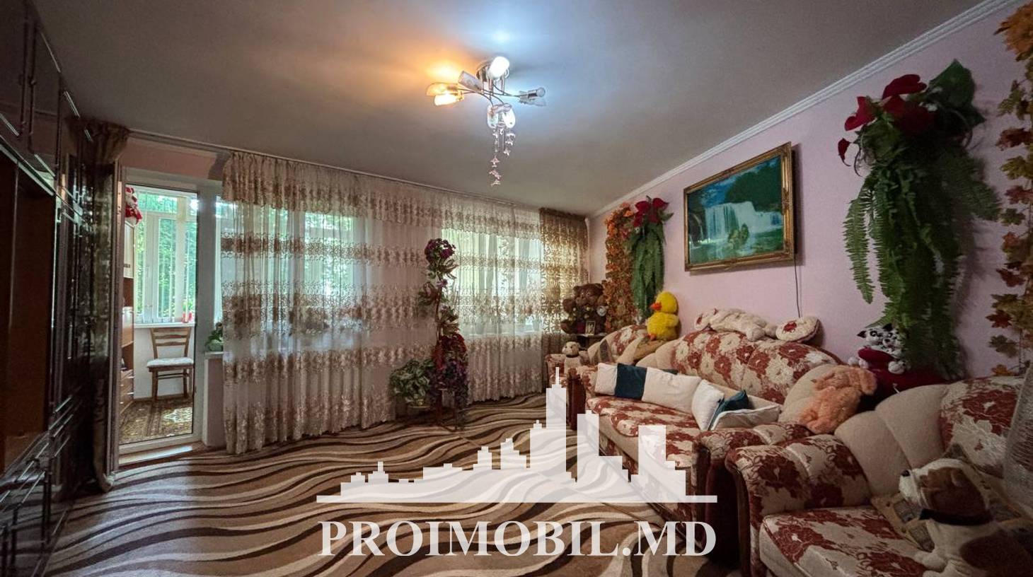 https://images.proimobil.md/GkA9asFAeSme28G_WqtiU-taT_osCgE7WiQ3B8C5YBY/watermark:0.75:so:0:30:0.39/resize:fill:1460:816:1/gravity:ce/bG9jYWw6Ly8vZXN0YXRlL2xyLzE3YjdmYmEyLTBiM2QtNDcyYi04NWNhLTIwMTk3ODcyNjRmOC5qcGVn
