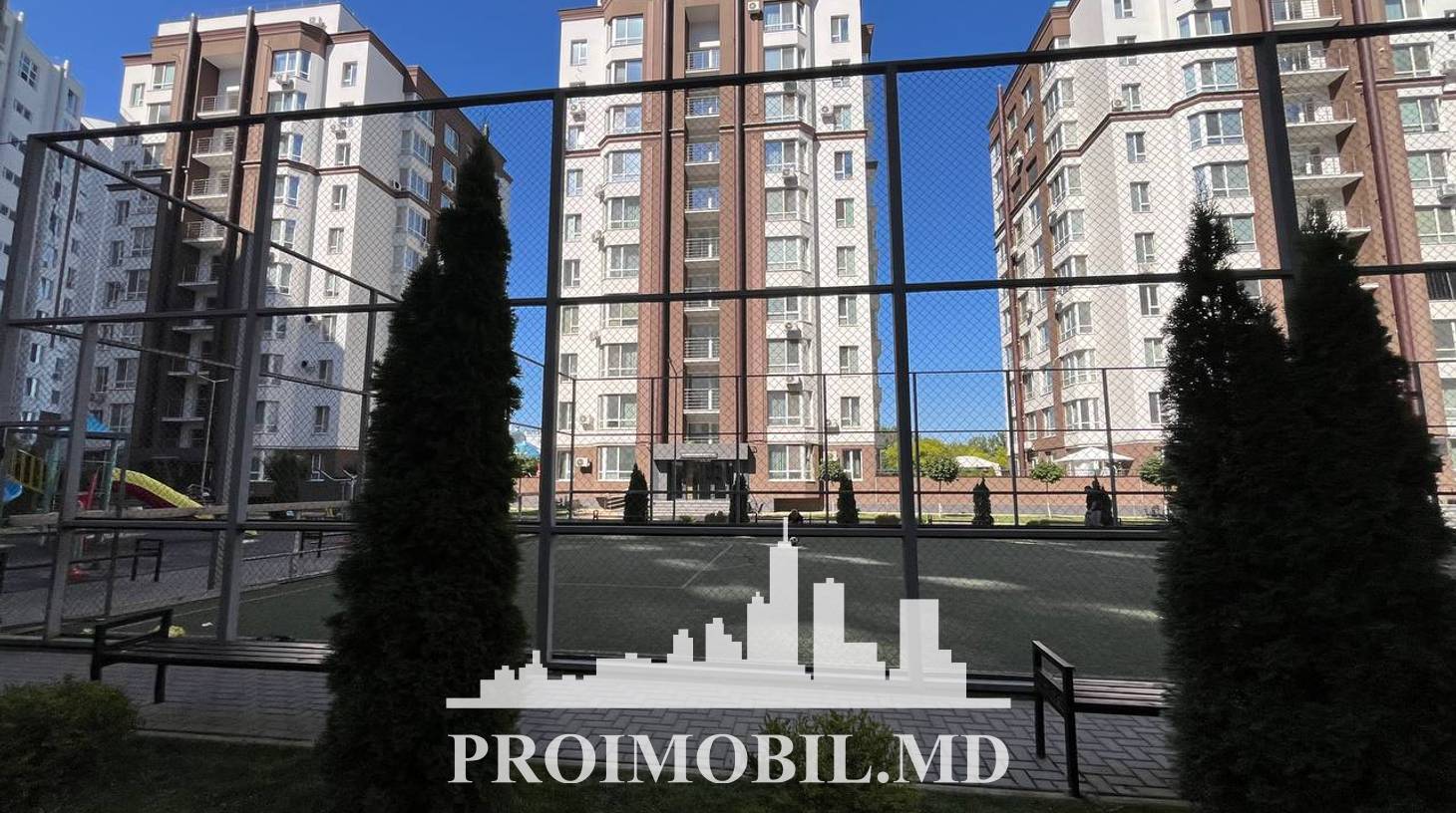 https://images.proimobil.md/GuFjxoYZwJr5v0JtILt2oek6yoVjsje8JO38h6_3SIc/watermark:0.75:so:0:30:0.39/resize:fill:1460:816:1/gravity:ce/bG9jYWw6Ly8vZXN0YXRlL2xyLzkzZjVhZDVlLTY3OGYtNDAxOS1iNzBhLTcwMjc0NWVlNWY5OS5qcGVn