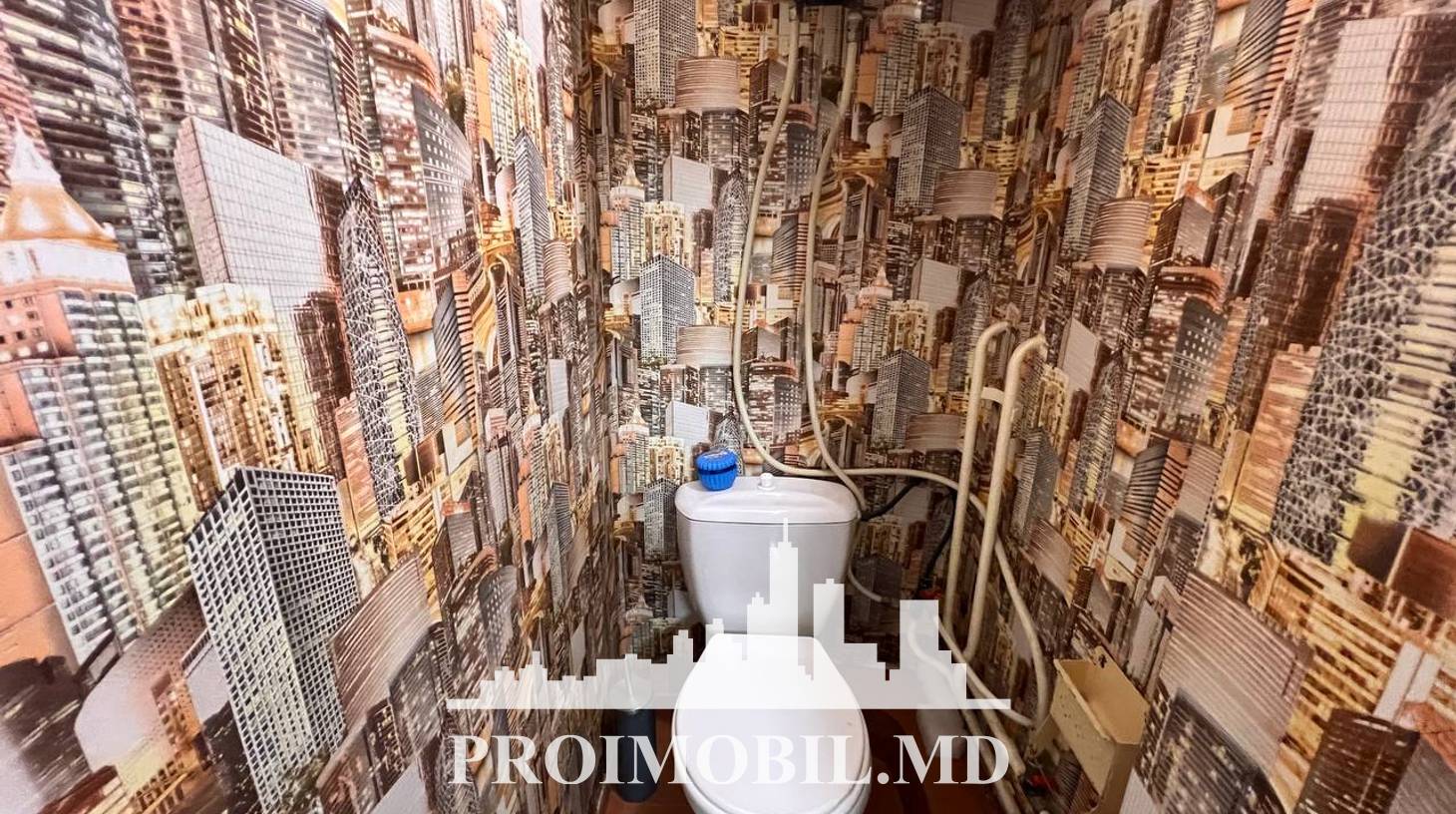 https://images.proimobil.md/Gw8-6BBrK03ESqwNZ03Hlsz5We8TmjBnS20o4k1MjLk/watermark:0.75:so:0:30:0.39/resize:fill:1460:816:1/gravity:ce/bG9jYWw6Ly8vZXN0YXRlL2xyLzI2MmQ3MTdhLTYzYTYtNGMwZi1iNzYzLWQ3MTc1ZWJmOTk3ZS5qcGVn
