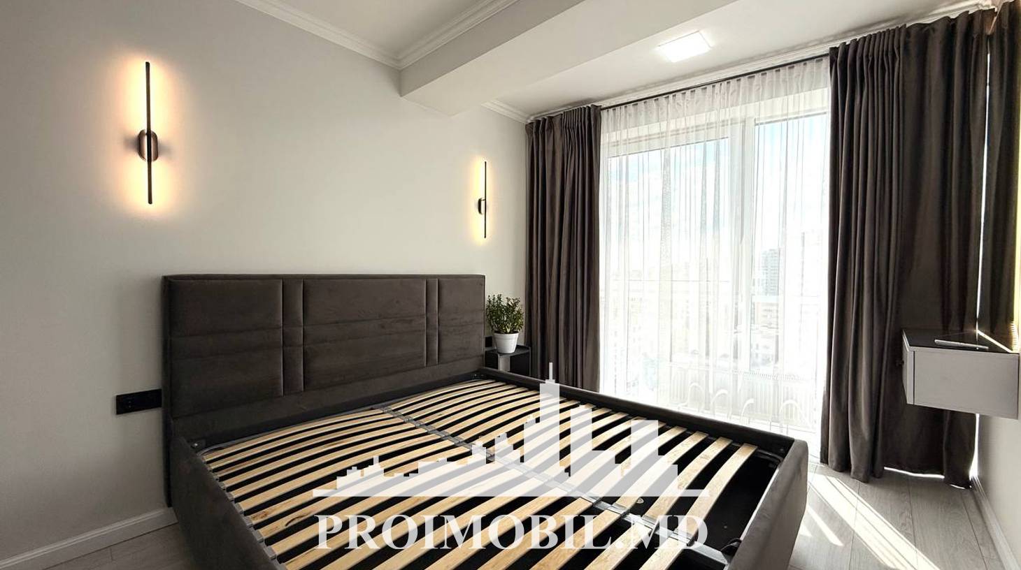 https://images.proimobil.md/GxN6-IOyNQIVV2KAA7LUm6DDAv7qiiaxEjY3d8aEWLU/watermark:0.75:so:0:30:0.39/resize:fill:1460:816:1/gravity:ce/bG9jYWw6Ly8vZXN0YXRlL2xyLzAxOTBiMmRhLWRhYzUtNDE1Yi1hNGNjLTJiNGI5YzZkODM2Ny5qcGVn