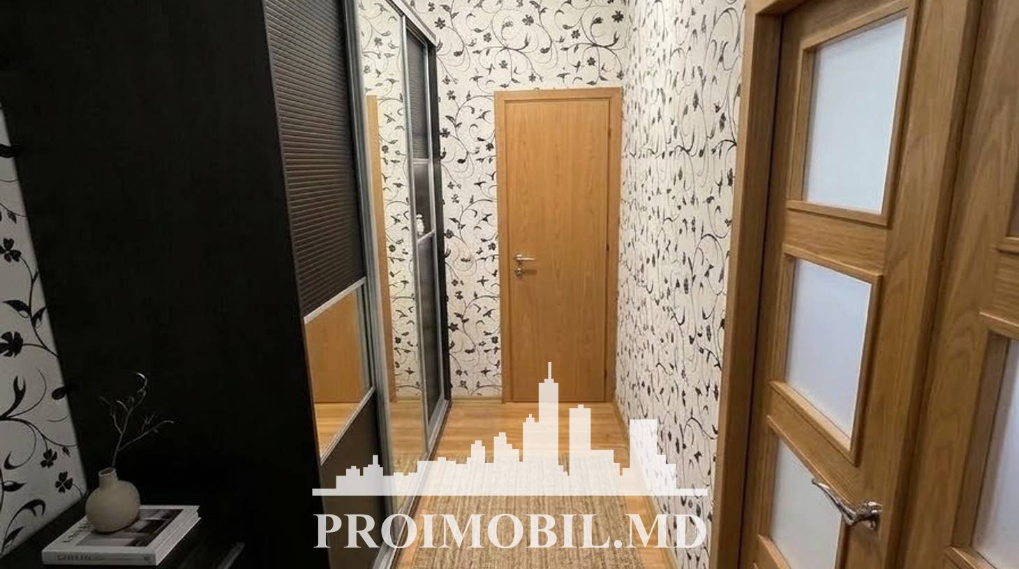 https://images.proimobil.md/H1T9ZMfRVy45iv8PHOGT-tQWuKDud7GhvUoIIPeBOPU/watermark:0.75:so:0:30:0.39/resize:fill:1460:816:1/gravity:ce/bG9jYWw6Ly8vZXN0YXRlL2xyL2I3NmY1Yjg2LWRlNzctNDdhYi05MjIzLTZlZWJmNzY1NTcyNS5qcGVn