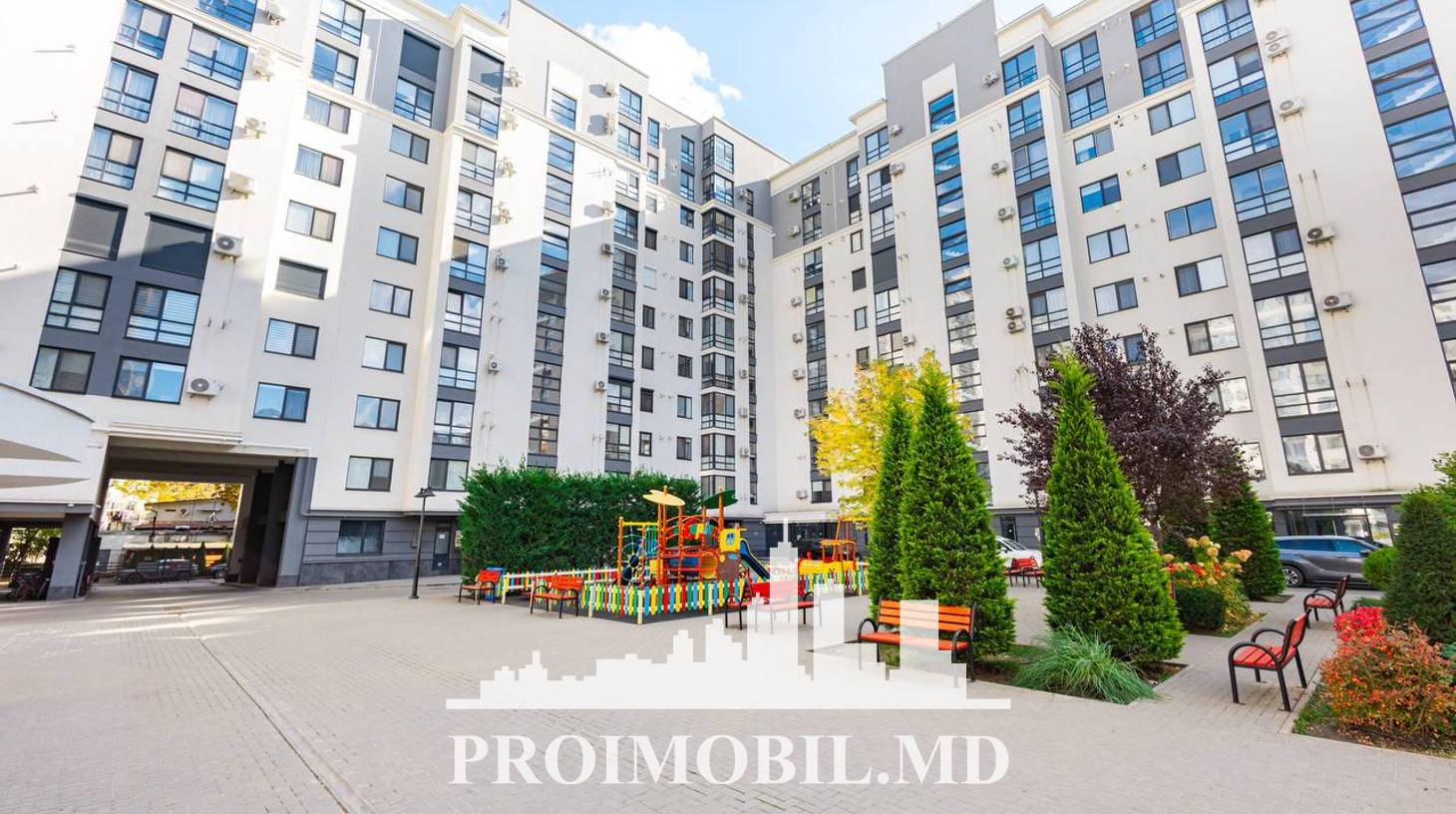 https://images.proimobil.md/H2CRcHj0q_hUVFehIU2gNzO8L8QAot8eyrvYlkL7ps8/watermark:0.75:so:0:30:0.39/resize:fill:1460:816:1/gravity:ce/bG9jYWw6Ly8vZXN0YXRlL2xyLzAyNTk3YTFjLWM5MmQtNDdhNC1hYTMwLTQxYWQ2NTI4N2U4NS5qcGVn
