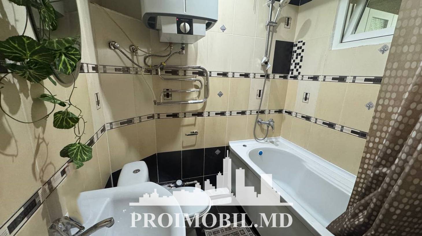 https://images.proimobil.md/HABYhqmeDfAxiUAbLmdTN34zJ2N-G9e86phDeoDvoA4/watermark:0.75:so:0:30:0.39/resize:fill:1460:816:1/gravity:ce/bG9jYWw6Ly8vZXN0YXRlL2xyLzI3MzM5NzMzLTM5YTYtNGIzNi1iZjE1LWY1Mjk3YTU3OTc0YS5qcGVn