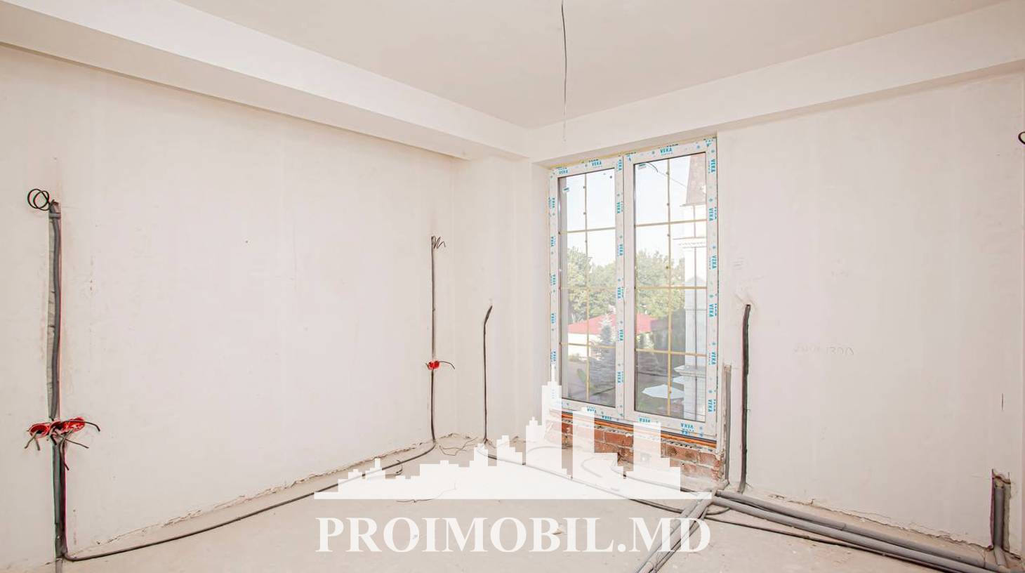 https://images.proimobil.md/HEIqseCjAssBBIwa5pd4DHqgWHazWaxxbu816FB86mc/watermark:0.75:so:0:30:0.39/resize:fill:1460:816:1/gravity:ce/bG9jYWw6Ly8vZXN0YXRlL2xyLzI1NjllNzFmLTU0NGYtNGRmYy1iMWFlLWQwNTlmZTljMjc3Mi5qcGVn