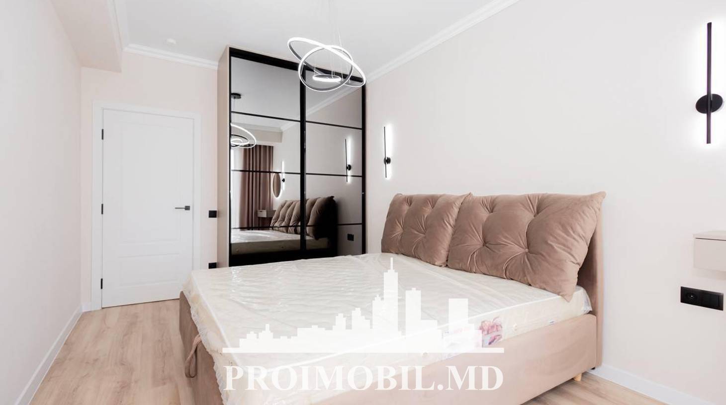 https://images.proimobil.md/HFb4lLumEDA_P8EXZ0jyKshmSODBDmfzGVzL9eACXic/watermark:0.75:so:0:30:0.39/resize:fill:1460:816:1/gravity:ce/bG9jYWw6Ly8vZXN0YXRlL2xyLzdhZmZkYjkwLTU4ODEtNDNlZS05NDgyLTNlMDg2MjFjMjc3MS5qcGVn