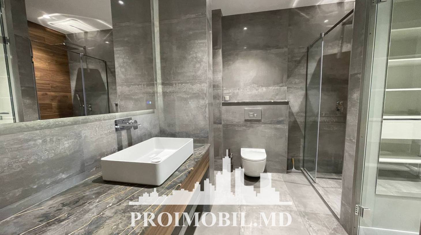 https://images.proimobil.md/HJE9UZuESUgvas_yObI4ZmTBenrQRlkYpGiX3QkNzBk/watermark:0.75:so:0:30:0.39/resize:fill:1460:816:1/gravity:ce/bG9jYWw6Ly8vZXN0YXRlL2xyLzlhY2NkNDliLTBiMmUtNGQwNy04NTM1LWM5NTAxMjExZTExZi5qcGVn