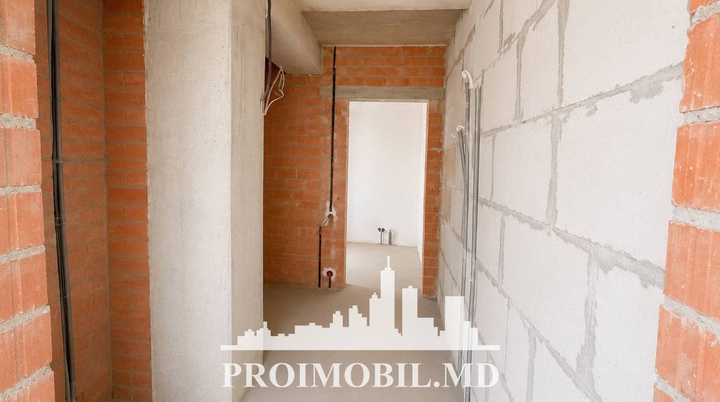 https://images.proimobil.md/HK3HxYUMF8nFguyG1spW4ZfXT32uDJS17M0hMifjjrI/watermark:0.75:so:0:30:0.39/resize:fill:1460:816:1/gravity:ce/bG9jYWw6Ly8vZXN0YXRlL2xyLzJkM2EyOWJjLTU3YWItNGUzZS04NDlhLTEwYTY1ZmVjOWFmOC5qcGVn