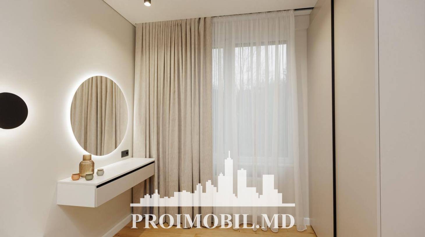 https://images.proimobil.md/HOIhsPp6v16UJFxIdBNLP650CD9hkQwp2vD_wbE40sE/watermark:0.75:so:0:30:0.39/resize:fill:1460:816:1/gravity:ce/bG9jYWw6Ly8vZXN0YXRlL2xyLzRjZGVlYzkxLTc2YjctNDhhZi04YTQ0LTE0MWY4MDIxMjJmZi5qcGVn