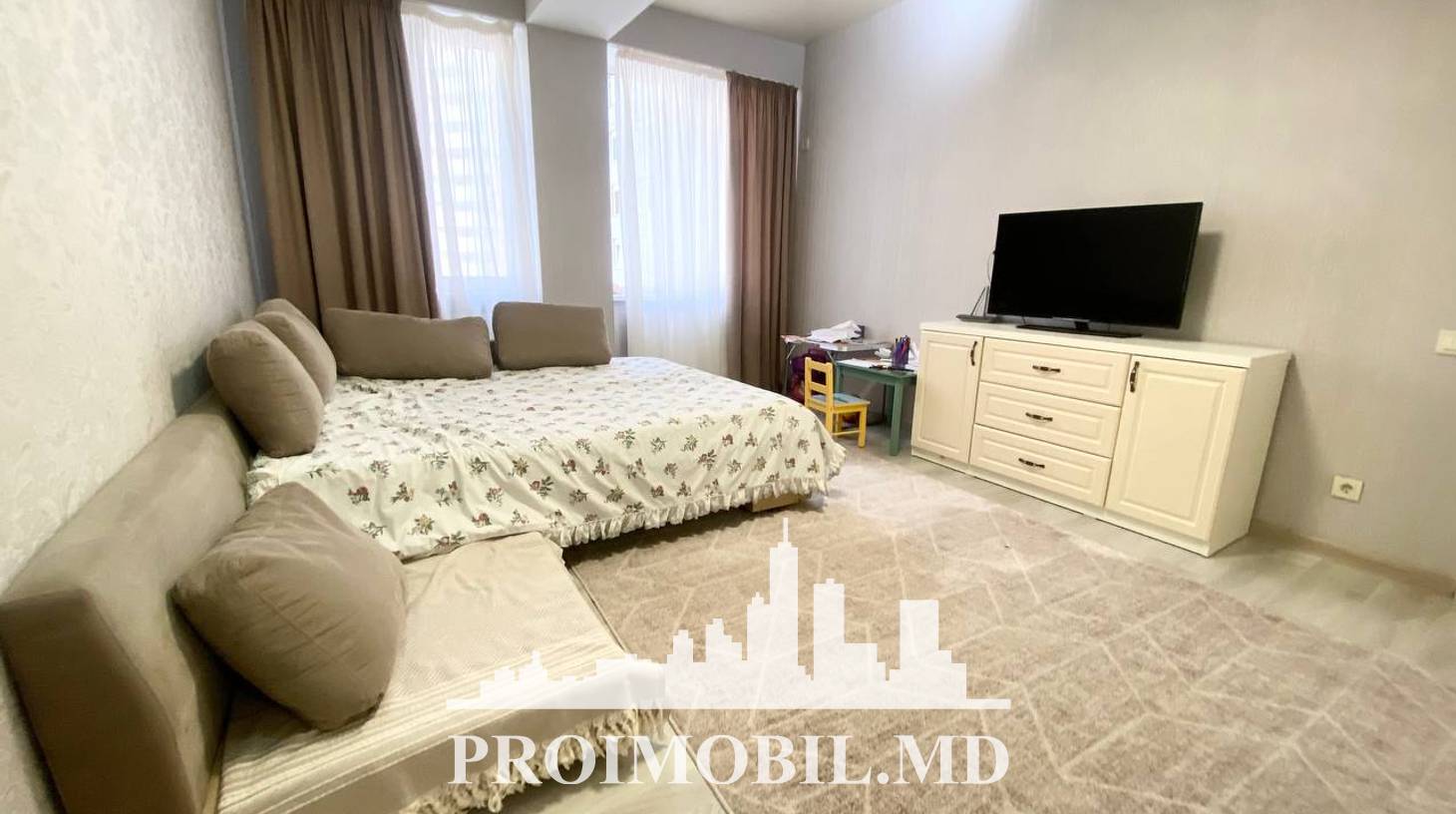 https://images.proimobil.md/Haf8VdvtzS7S2hko3nQWZN-y2o6Kjyb0hhXqoXKxDhY/watermark:0.75:so:0:30:0.39/resize:fill:1460:816:1/gravity:ce/bG9jYWw6Ly8vZXN0YXRlL2xyLzllZDBmZTBhLTU5NjMtNGFjYy05ZTIxLWY4MjM0MzRlNTU3My5qcGVn