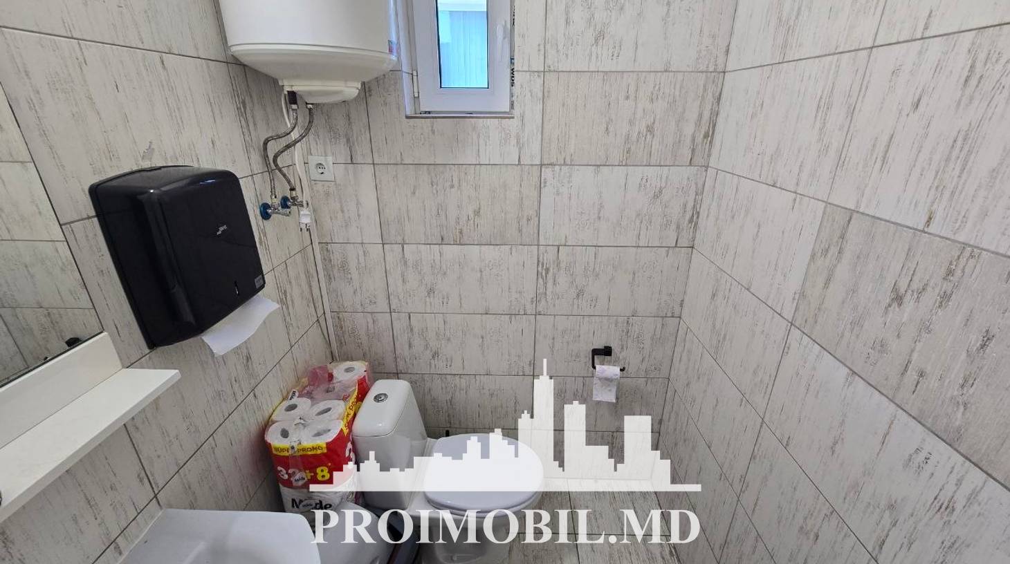 https://images.proimobil.md/HhRu5jxjZ-Y2xTTtrlZ13lnD-YhqEXYIjWs5biC1WeI/watermark:0.75:so:0:30:0.39/resize:fill:1460:816:1/gravity:ce/bG9jYWw6Ly8vZXN0YXRlL2xyL2FiODkxMzFlLTI5NjctNDAyZS1iZjVmLTkzOGU0NTllMmZiMy5qcGVn