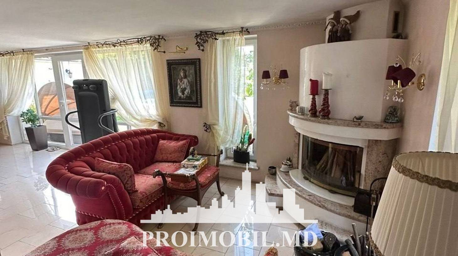 https://images.proimobil.md/Hi8AF4jz8O-i-PU2oXL3yukNPRv-pEGIL7feJlOpGmE/watermark:0.75:so:0:30:0.39/resize:fill:1460:816:1/gravity:ce/bG9jYWw6Ly8vZXN0YXRlL2xyLzdlN2JiZmQxLTVkNTgtNGY1ZC1hOWY4LTVlOTRkYjkxZTkzNy5qcGVn