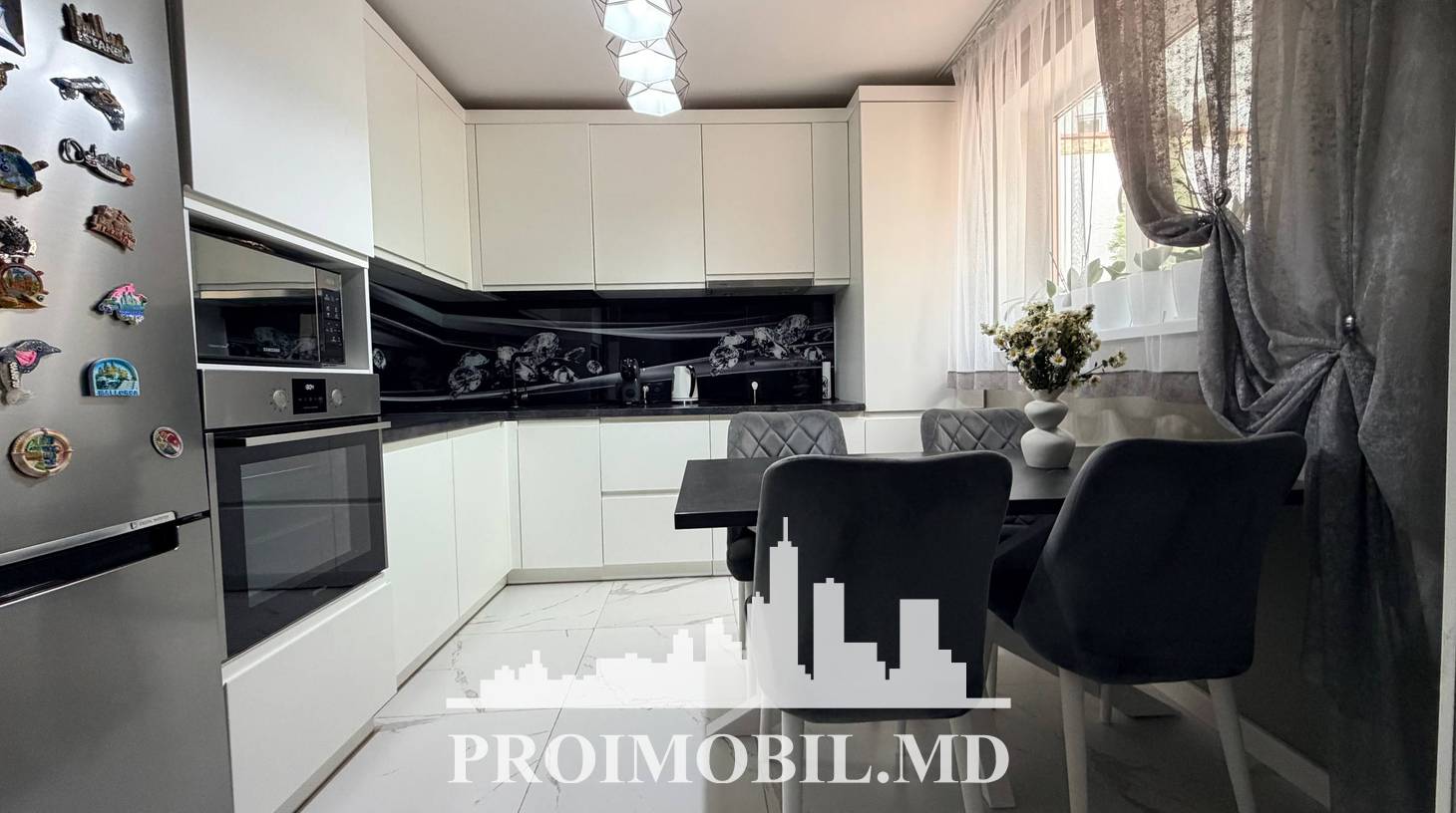 https://images.proimobil.md/HjvzsCAe2LU2qXiLrGCC_athdD4Gnf9Q6tlxbCHjtu8/watermark:0.75:so:0:30:0.39/resize:fill:1460:816:1/gravity:ce/bG9jYWw6Ly8vZXN0YXRlL2xyLzQ3MGQyZTc2LTdiMGMtNDY1Yi05Yzc4LTcwN2FjMmYxNzM1Yi5qcGVn