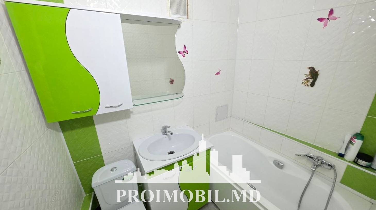 https://images.proimobil.md/HlC-po0T4yBcRY9Z9I4fXIXX4mTXY_J41u0T-qhjidg/watermark:0.75:so:0:30:0.39/resize:fill:1460:816:1/gravity:ce/bG9jYWw6Ly8vZXN0YXRlL2xyLzE2YTQ0NWY1LWMwZmYtNDcyMi05ZGQxLWZmNDM4NGEzMjI2ZC5qcGVn