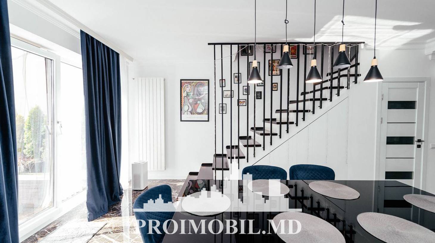 https://images.proimobil.md/HlbAOtnDyTSqRvJW6hJxIZVIz9V3o2z-emi5Fhd_tA8/watermark:0.75:so:0:30:0.39/resize:fill:1460:816:1/gravity:ce/bG9jYWw6Ly8vZXN0YXRlL2xyLzFlZjE2YTFkLWYyMGUtNDMzNS04OGI4LTdiYTgzNzE5YWJlOC5qcGVn