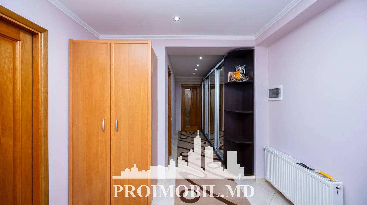 https://images.proimobil.md/Hnri3Jfd5zYoc2ykqELZSnWrOoXHrV6Ov53yE_Ys6P0/watermark:0.75:so:0:30:0.39/resize:fill:1460:816:1/gravity:ce/bG9jYWw6Ly8vZXN0YXRlL2xyLzFjNjliNWZlLTJlYjItNDJjNi05NjcxLTYzYzVhN2E4YmY2Yy5qcGVn