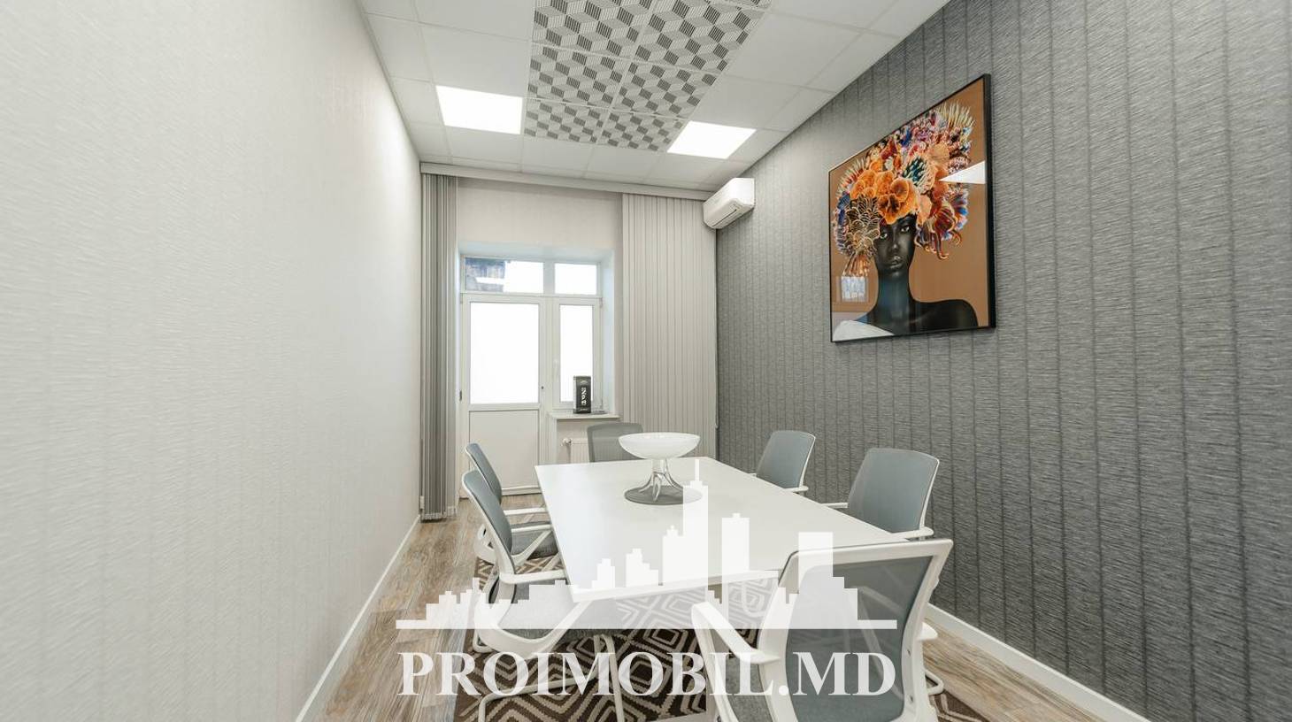 https://images.proimobil.md/HqiY4jkXOgFmT0_k2ygn46WlxmPdG8PdRXfLxC6Jq24/watermark:0.75:so:0:30:0.39/resize:fill:1460:816:1/gravity:ce/bG9jYWw6Ly8vZXN0YXRlL2xyLzNiZmRlOGM2LTAyODEtNDQ1OS04ZDRmLTQ1NzA4Y2JkMzVhYS5qcGVn