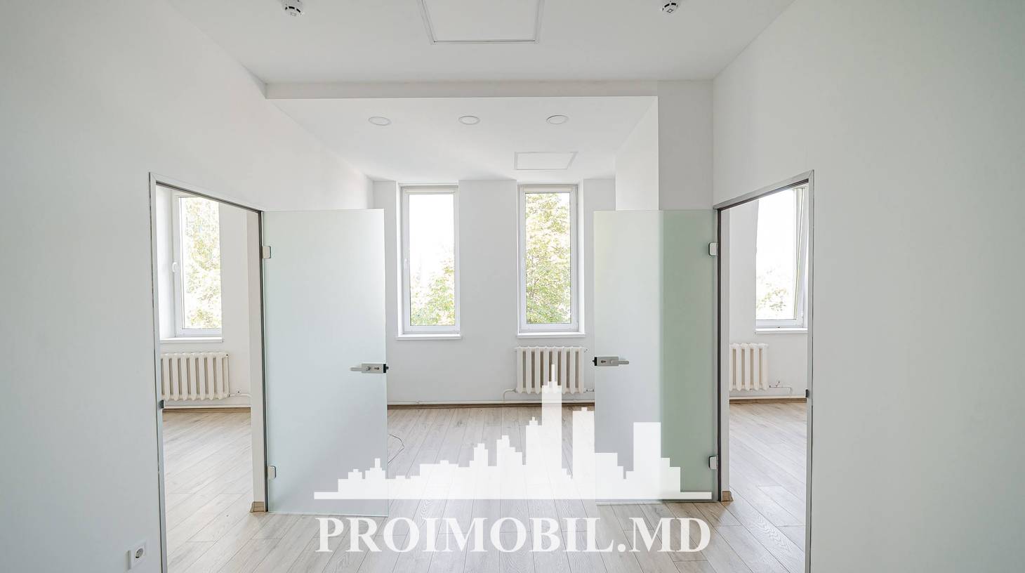 https://images.proimobil.md/Hs20yot3TtadrrE3IY0DSgYlt35JX6vUEuhjF7HMvtE/watermark:0.75:so:0:30:0.39/resize:fill:1460:816:1/gravity:ce/bG9jYWw6Ly8vZXN0YXRlL2xyL2FlNTk1ZjZiLWI3MjItNDVhYy05MGRiLWE0ZGZjYzRhNzljZi5qcGVn