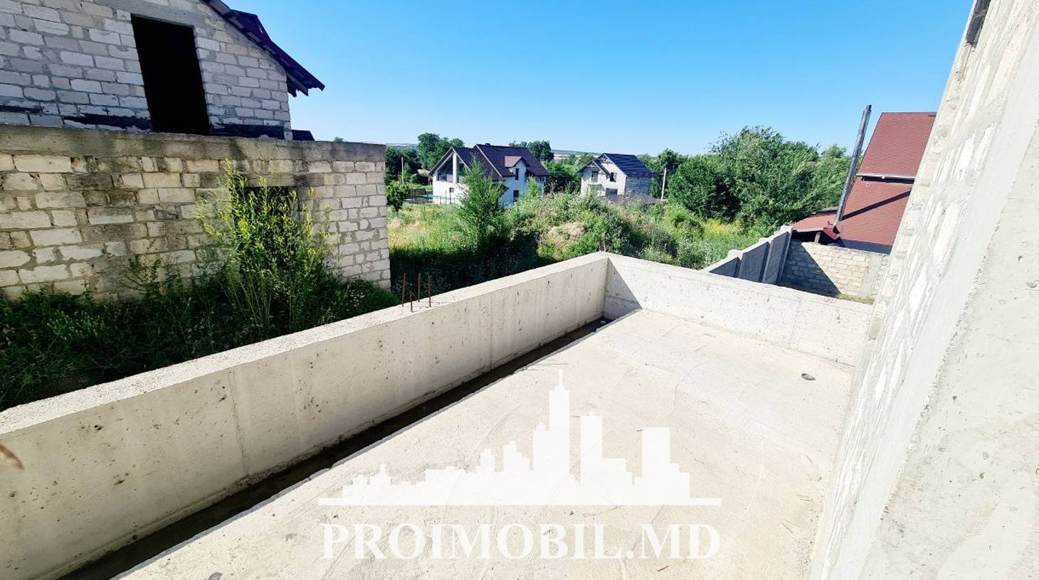 https://images.proimobil.md/Hs88ovc8GZYmpO6pn3wrbUAnh7tuUEQDkK1Vi8XUwT8/watermark:0.75:so:0:30:0.39/resize:fill:1460:816:1/gravity:ce/bG9jYWw6Ly8vZXN0YXRlL2xyLzgyYTY2MGQ0LWQyZDYtNDU0NS1hZWQ2LWIyNWRkZWQyZTcyNy5qcGVn
