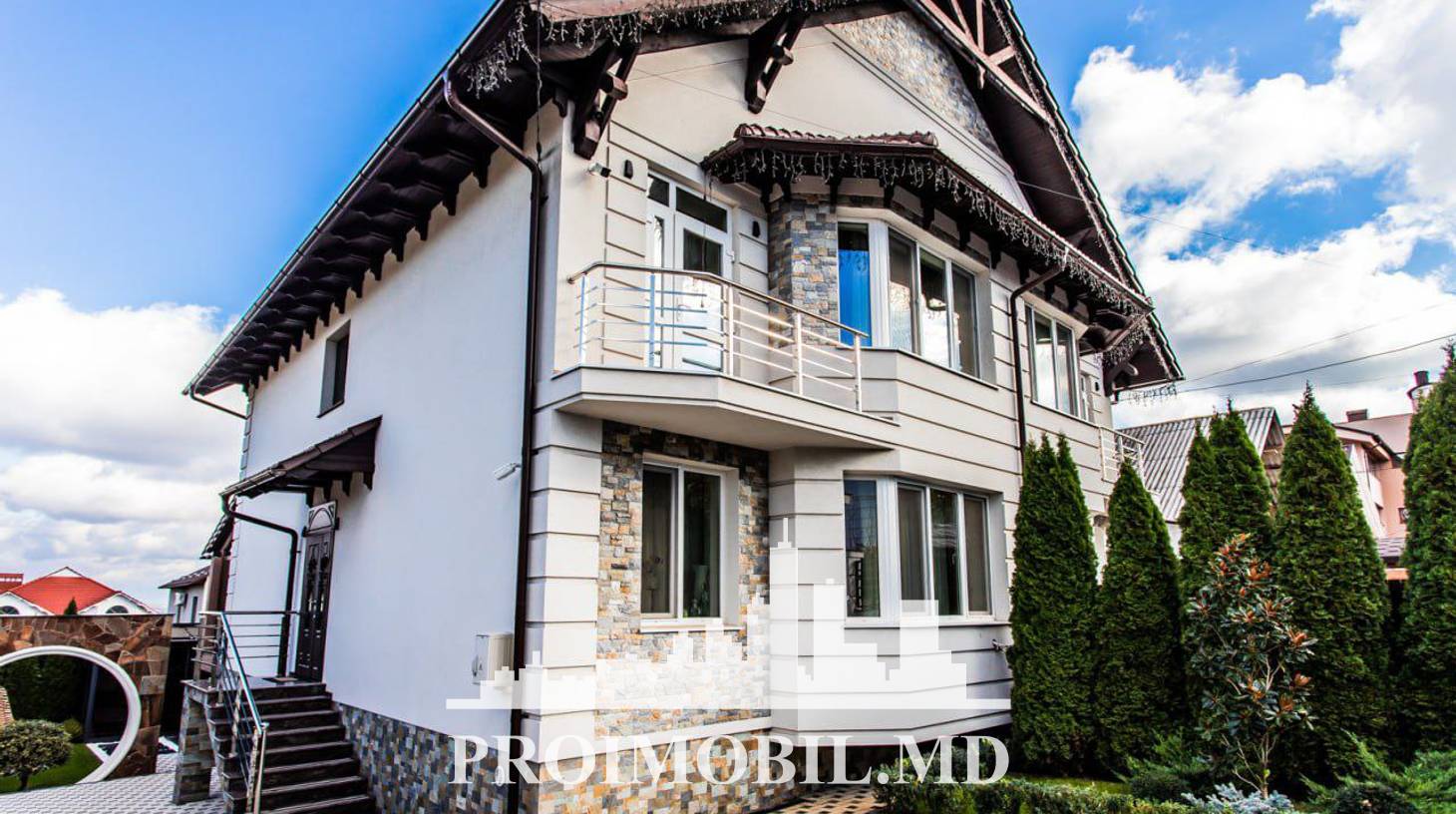 https://images.proimobil.md/HsTCPTkrGQ0oUIrNqwFkx7y5rYsuTwez77Q5EbhHMfU/watermark:0.75:so:0:30:0.39/resize:fill:1460:816:1/gravity:ce/bG9jYWw6Ly8vZXN0YXRlL2xyLzhmZjNhMTNmLWNmNmQtNDhlMy1hZDk0LWUxZjRiY2Q1YmYyMC5qcGVn