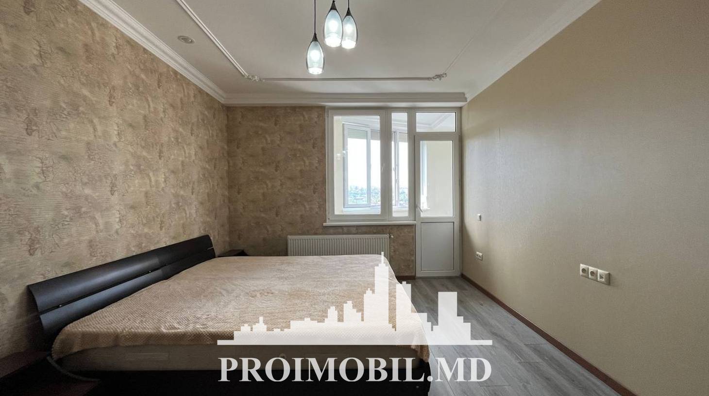 https://images.proimobil.md/HvYvlVEyWoEjFpqKI0TiL6lOhD9G_d-hjRwP36o0SgQ/watermark:0.75:so:0:30:0.39/resize:fill:1460:816:1/gravity:ce/bG9jYWw6Ly8vZXN0YXRlL2xyLzU5MWRjZDQ1LThlNjQtNGIyYi04ZmE4LTAwMjVkODRmN2IzNC5qcGVn